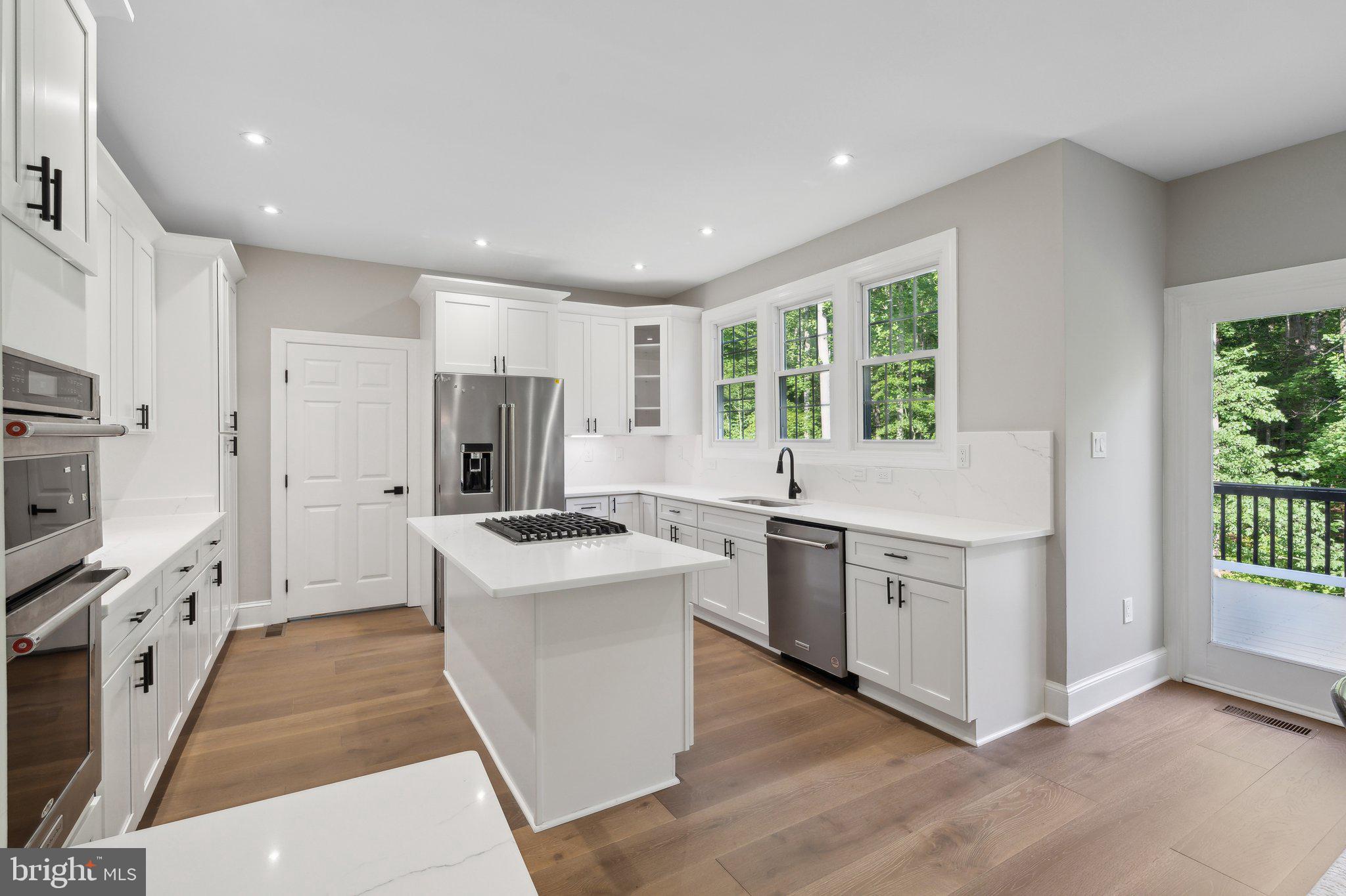 WOODLAND FALLS - Residential