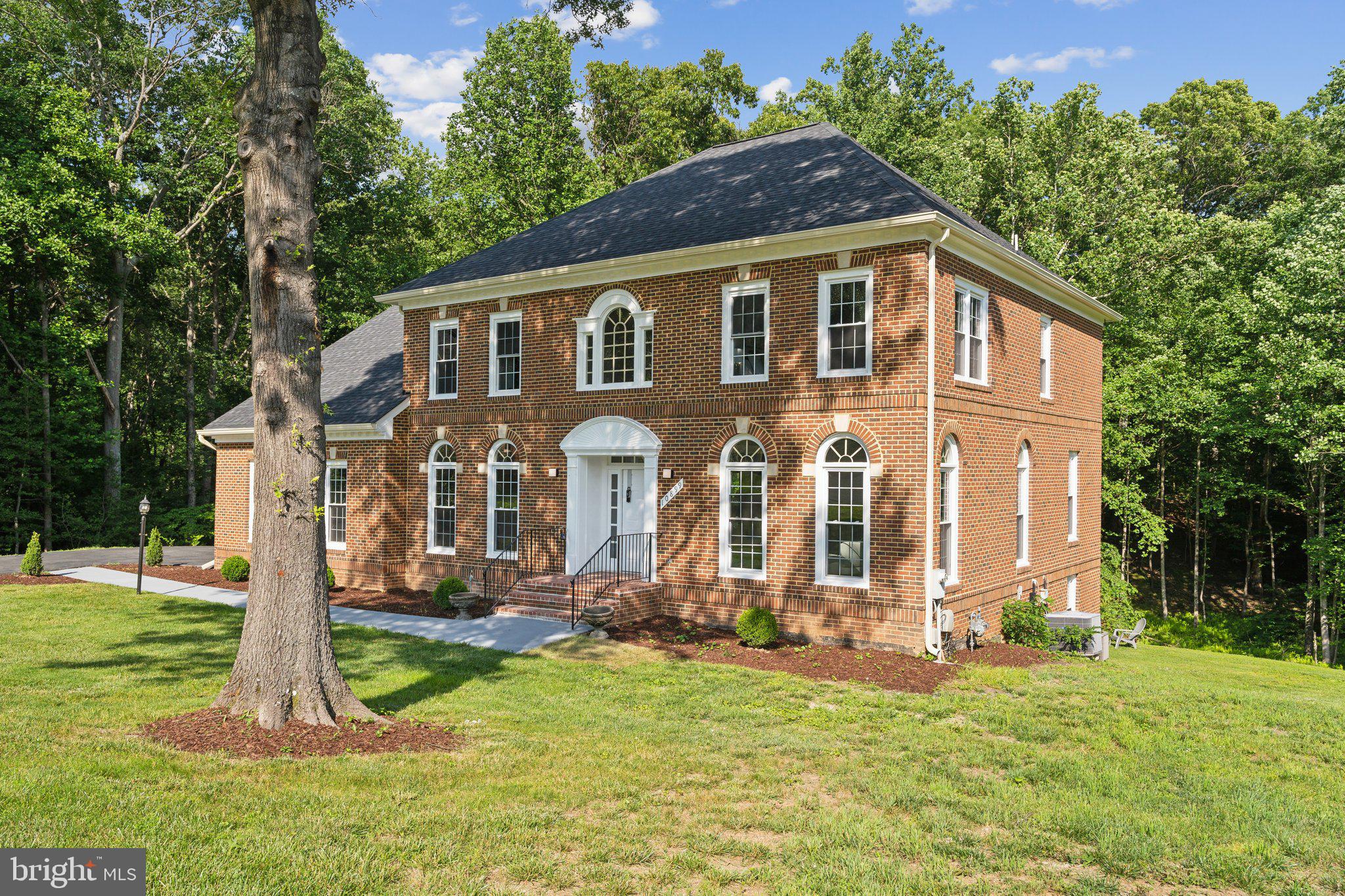 WOODLAND FALLS - Residential