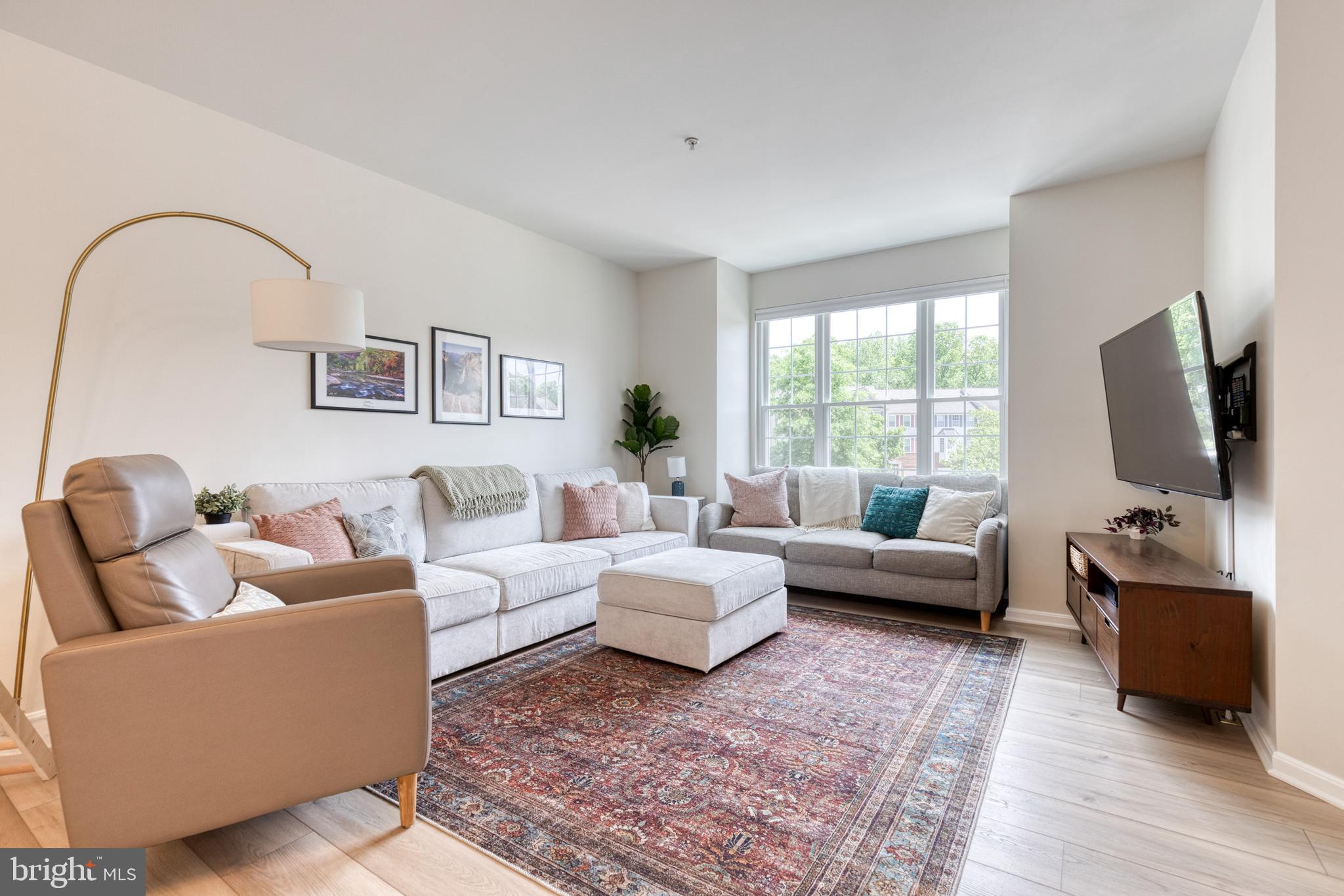 PINEY ORCHARD - Residential Lease