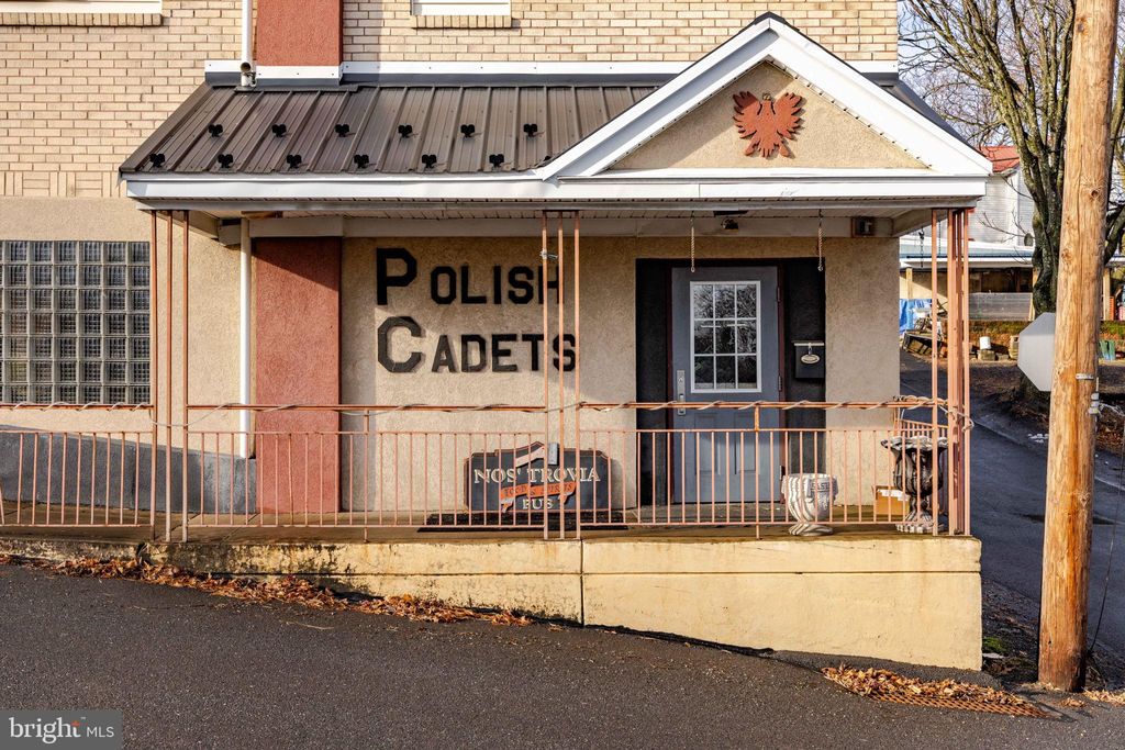 Photo of 1000 W State Street, COAL TOWNSHIP, PA 17866 (MLS # PANU2002046)