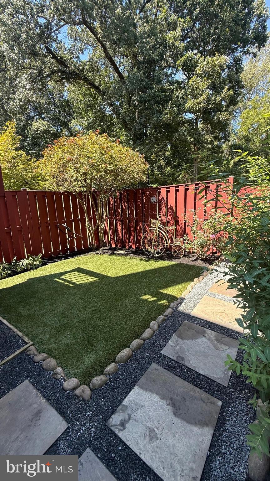 KINGSTOWNE - Residential