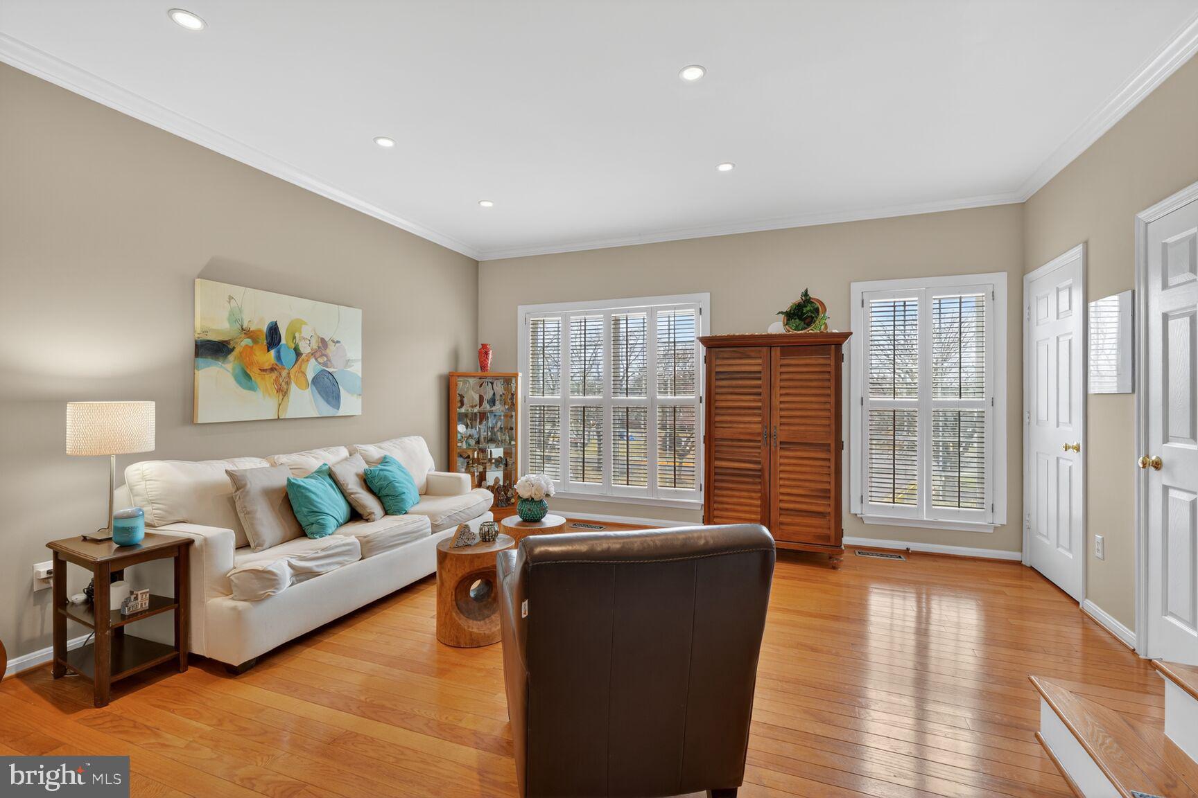 KINGSTOWNE - Residential