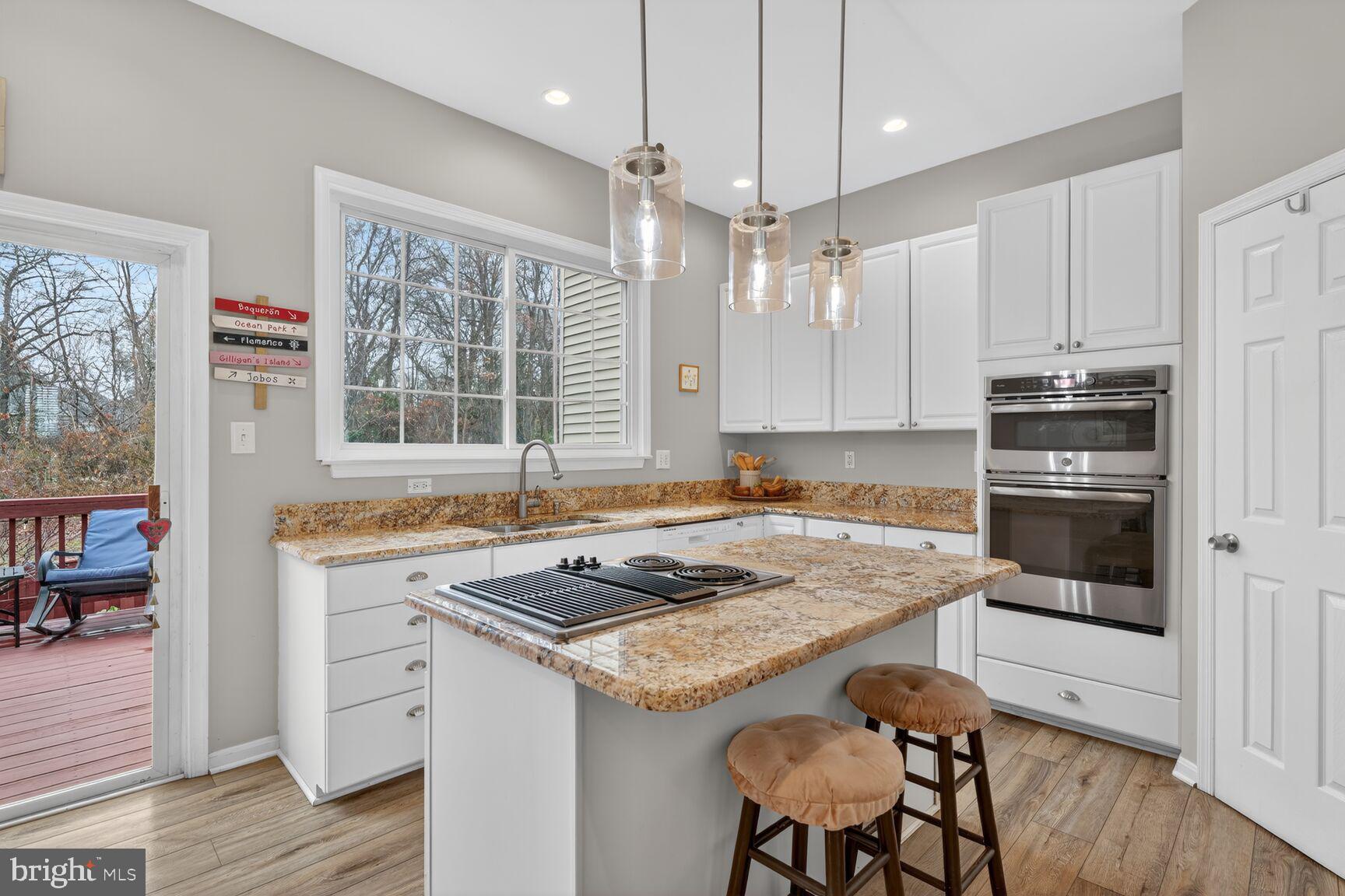 KINGSTOWNE - Residential