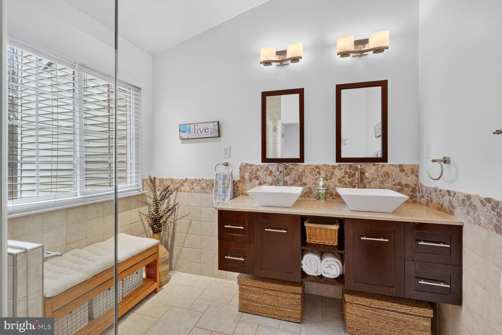 KINGSTOWNE - Residential