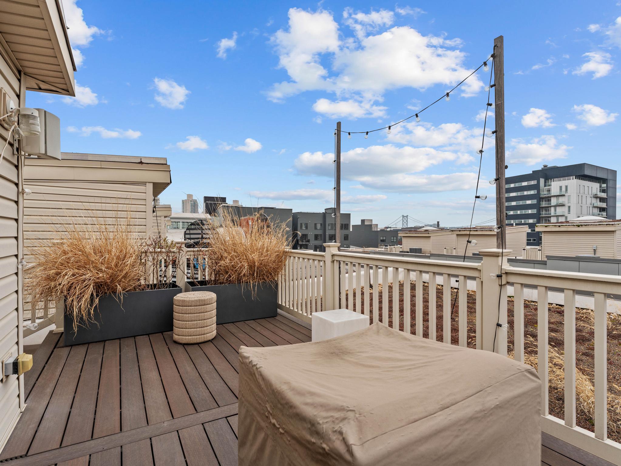 LIBERTY ESTATES - Residential