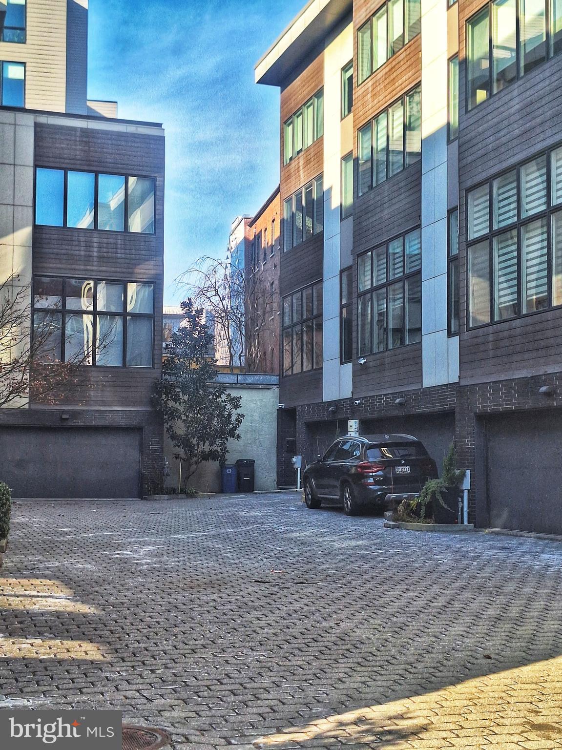 824-36 N AMERICAN STREET 822 6