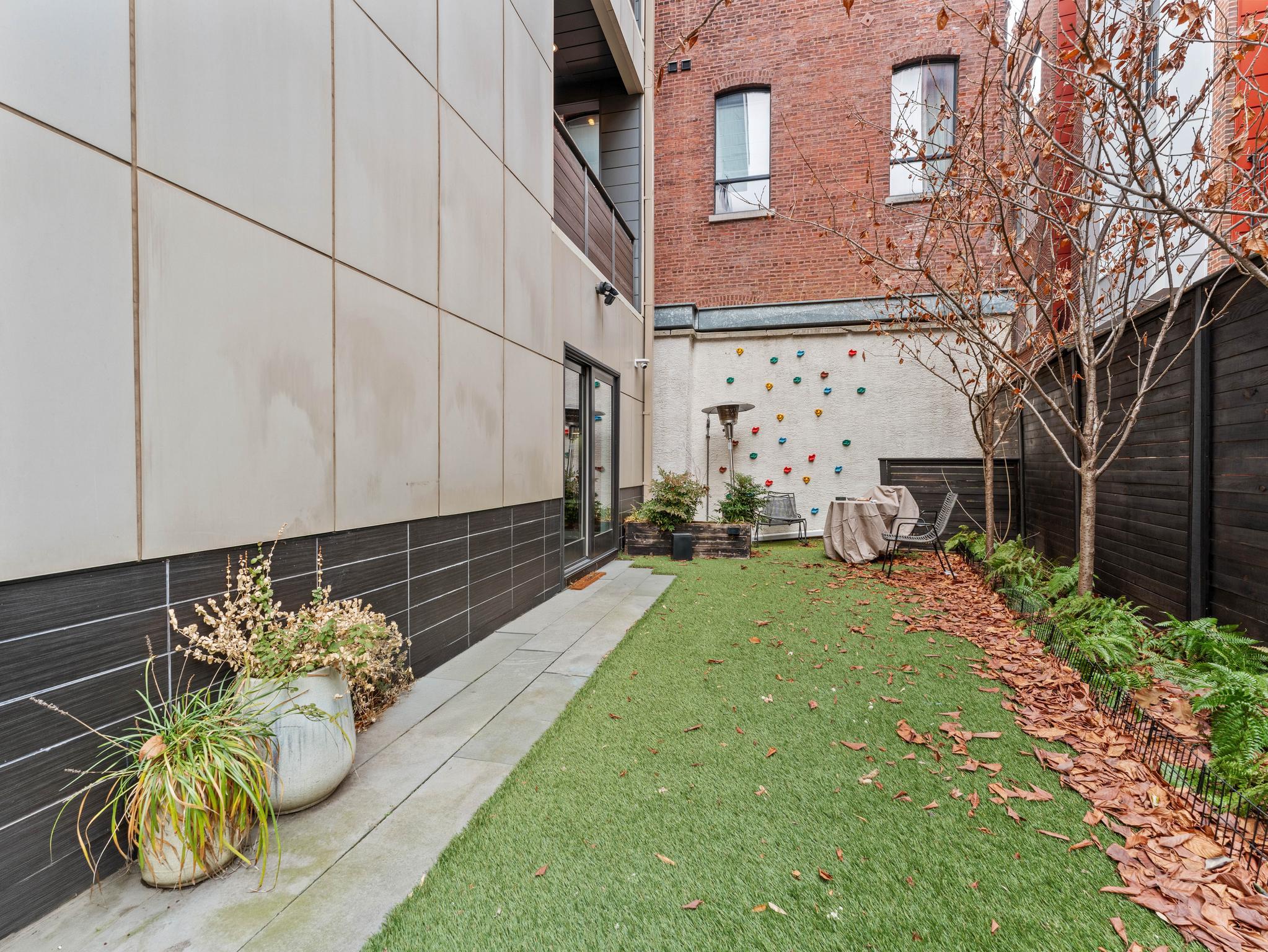 LIBERTY ESTATES - Residential