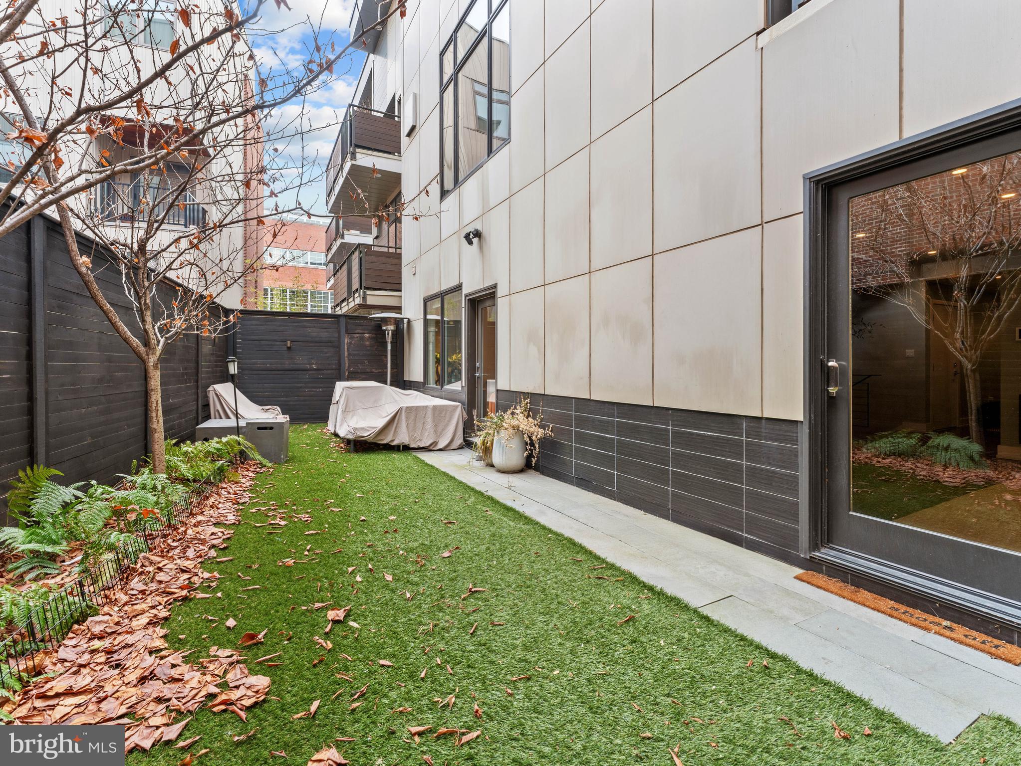 LIBERTY ESTATES - Residential