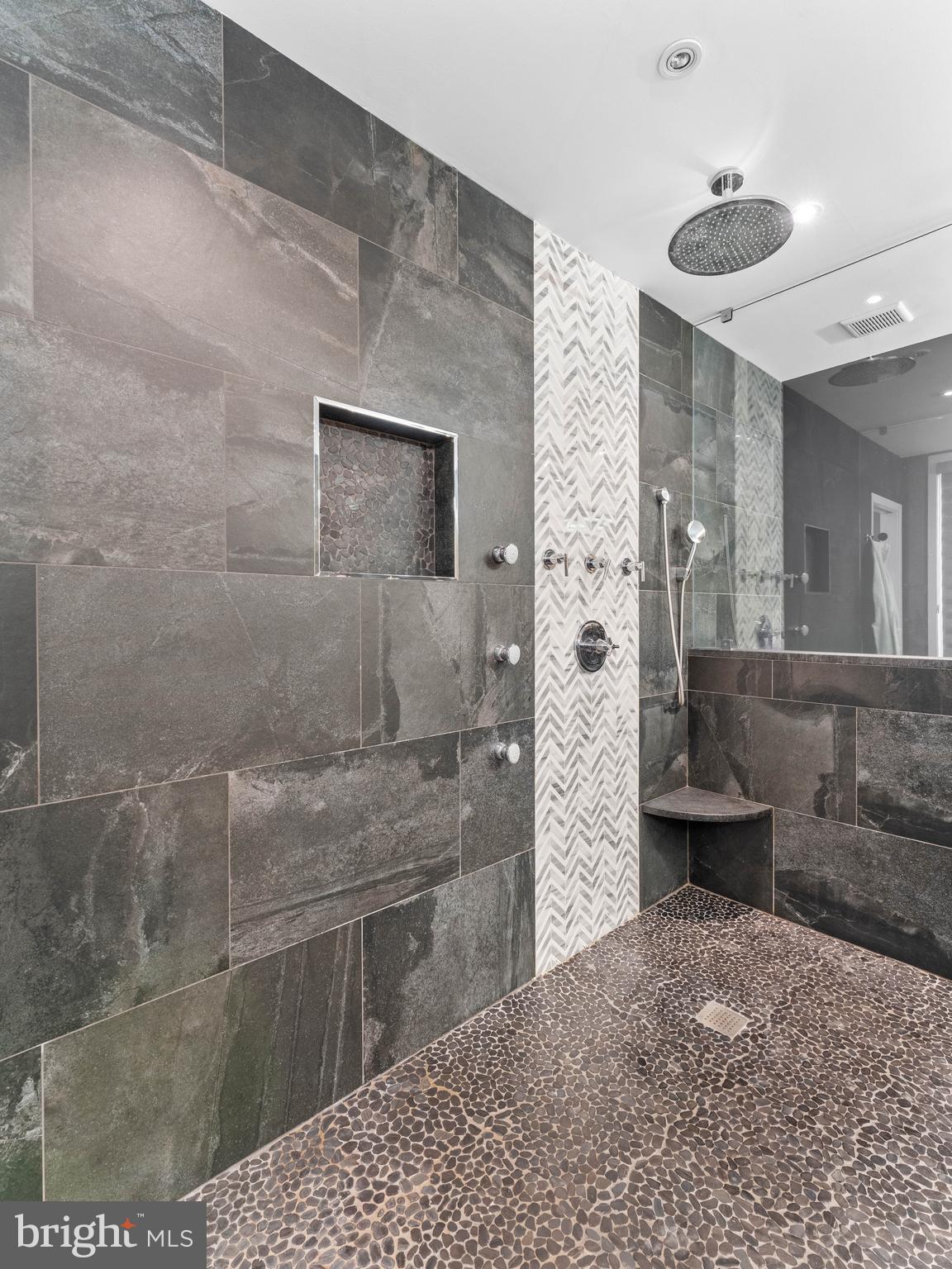 LIBERTY ESTATES - Residential
