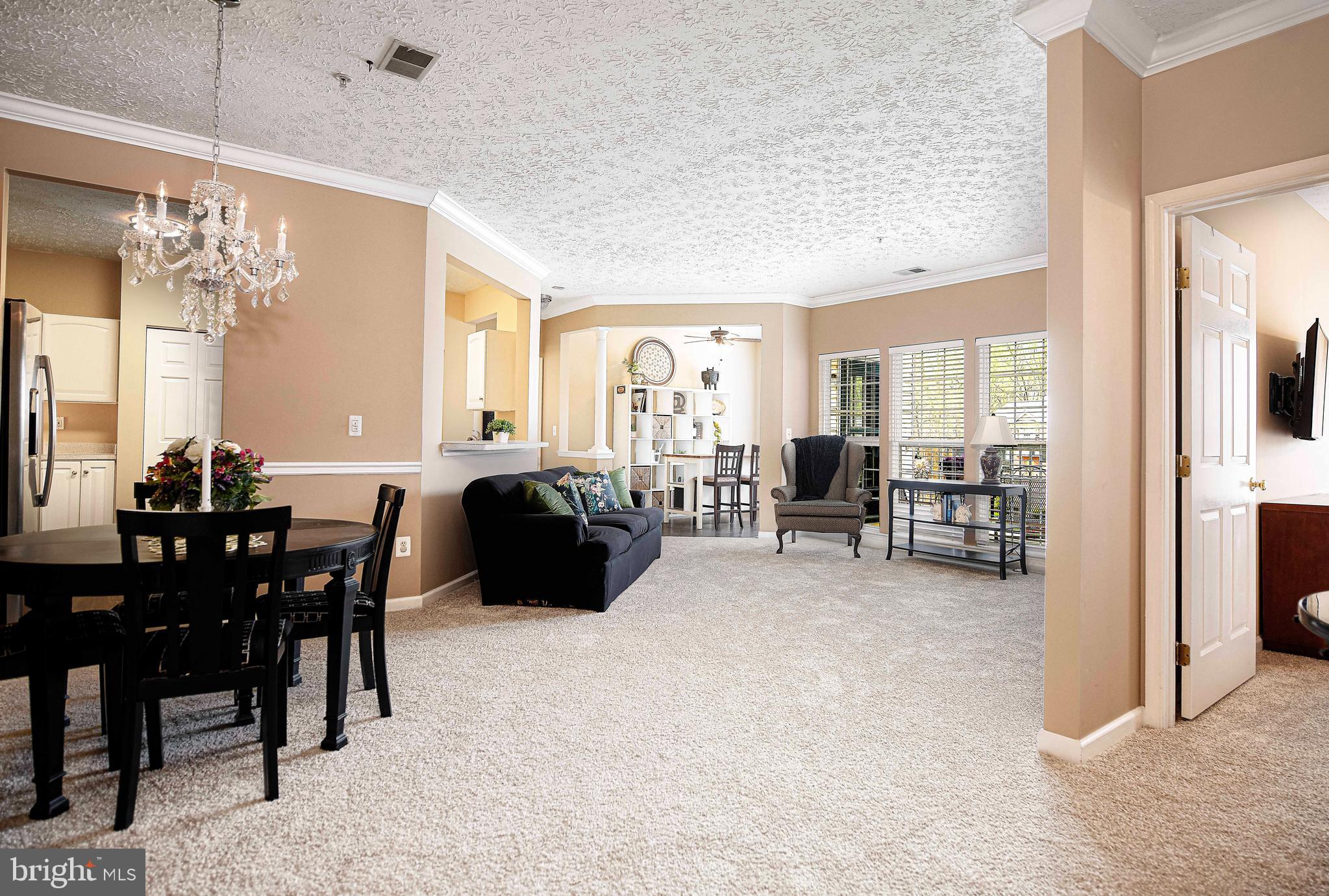 THE COURTYARDS AT POND - Residential