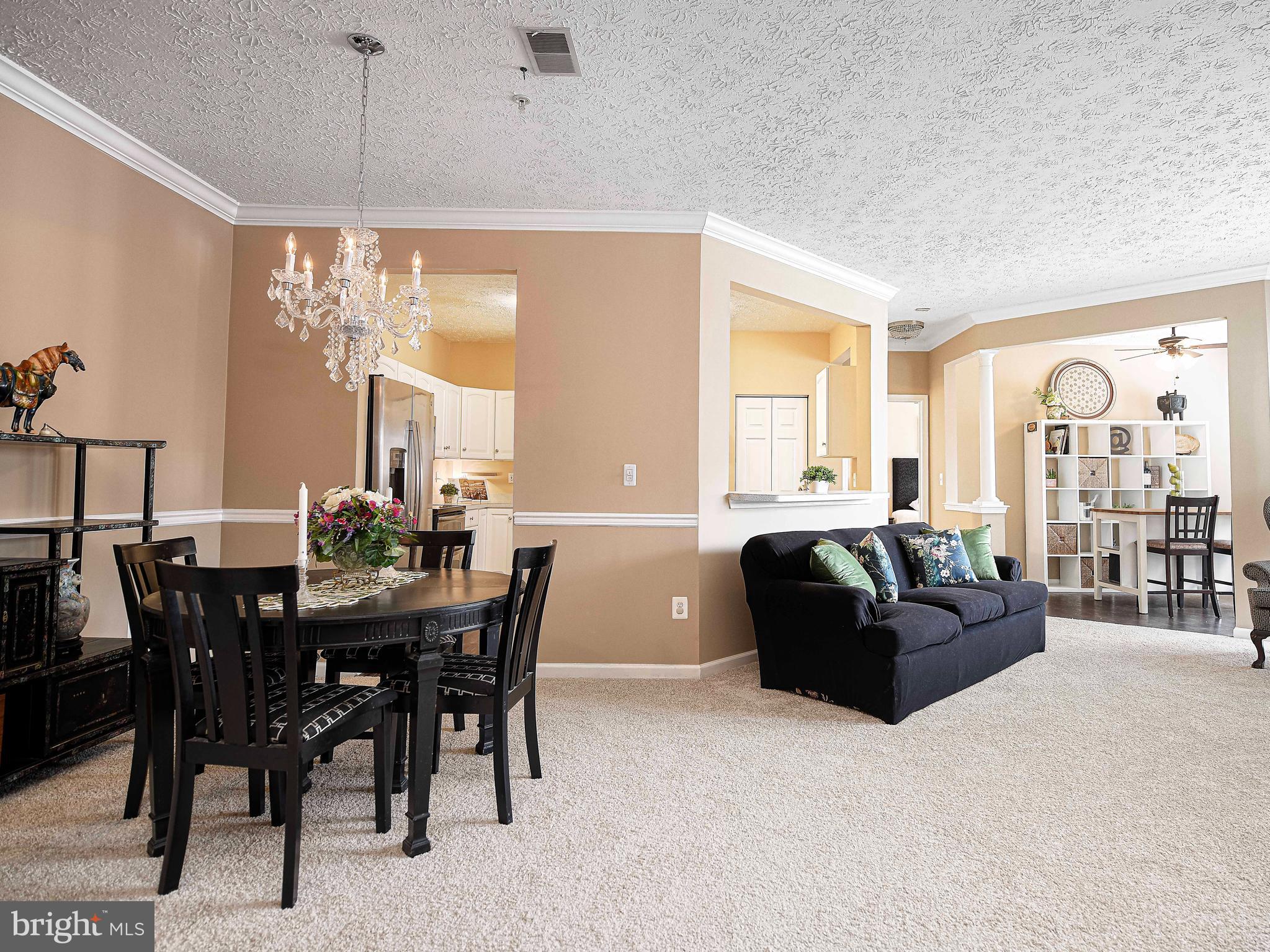 THE COURTYARDS AT POND - Residential