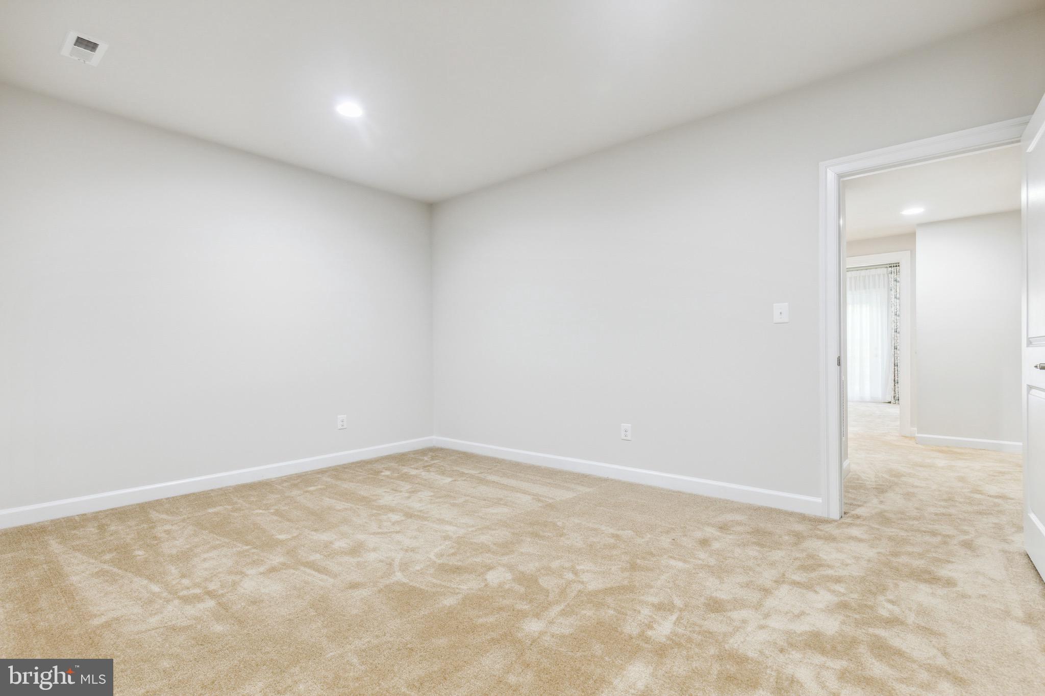 GROVE AT WILLOWSFORD - Residential