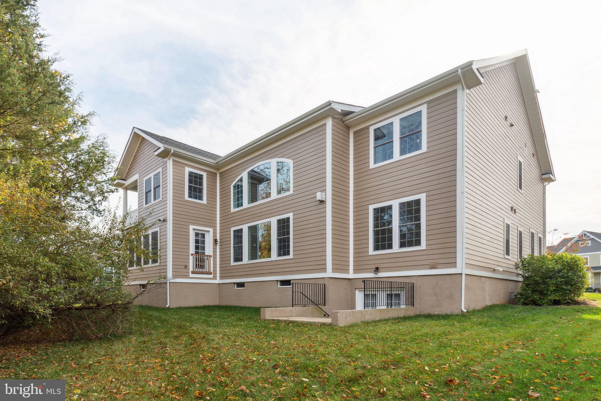 GROVE AT WILLOWSFORD - Residential