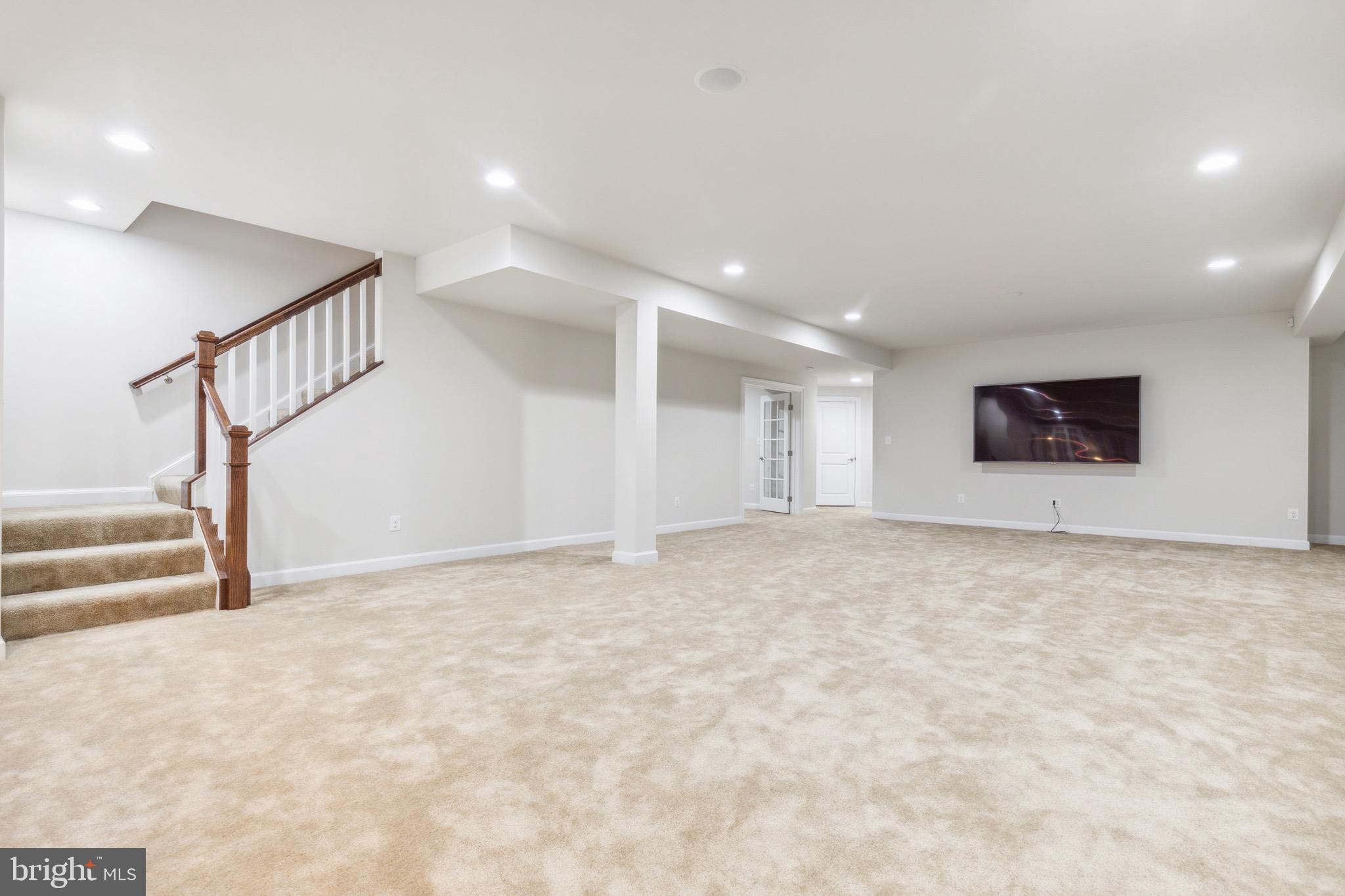 GROVE AT WILLOWSFORD - Residential