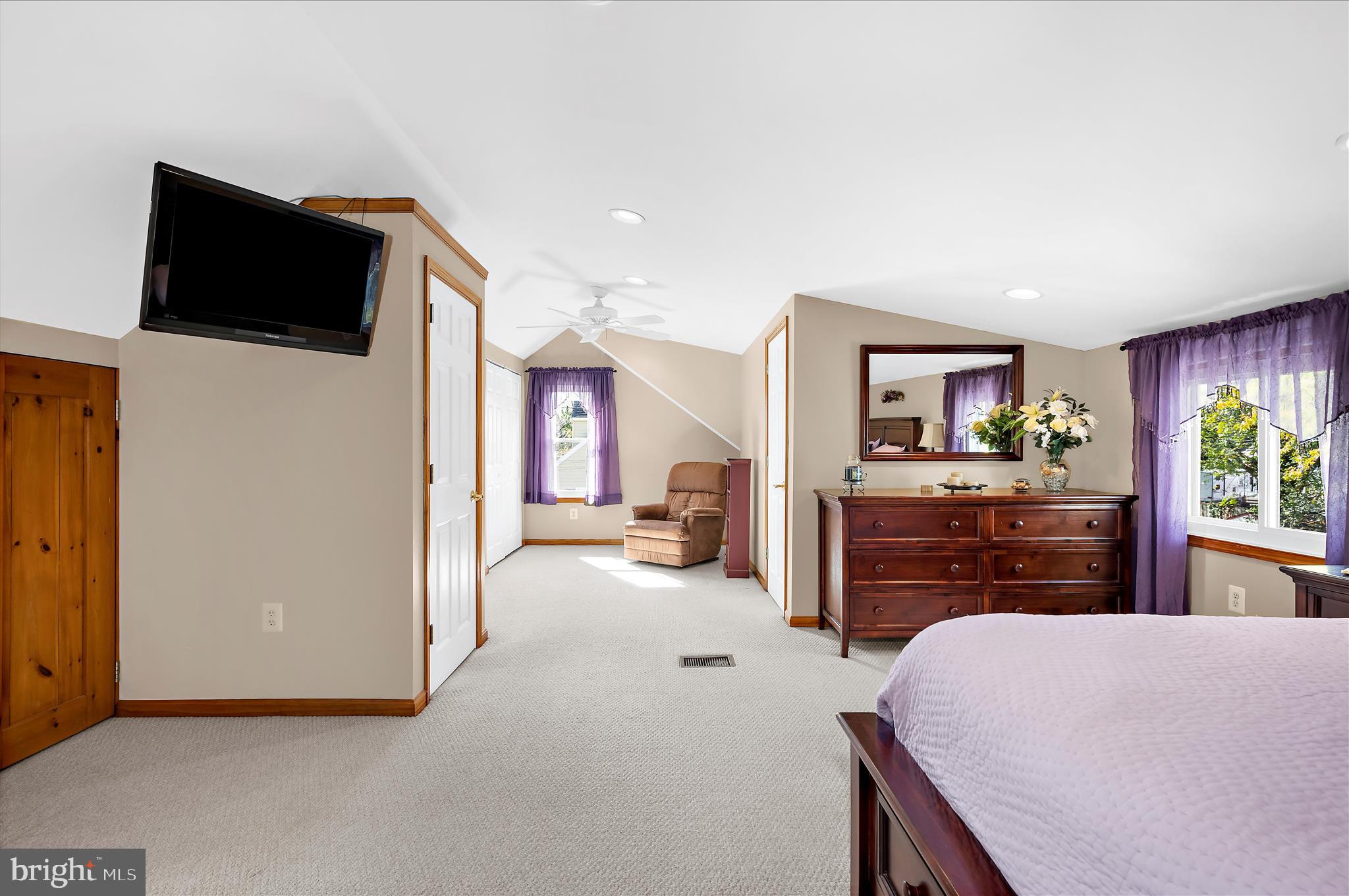 RIVIERA BEACH - Residential