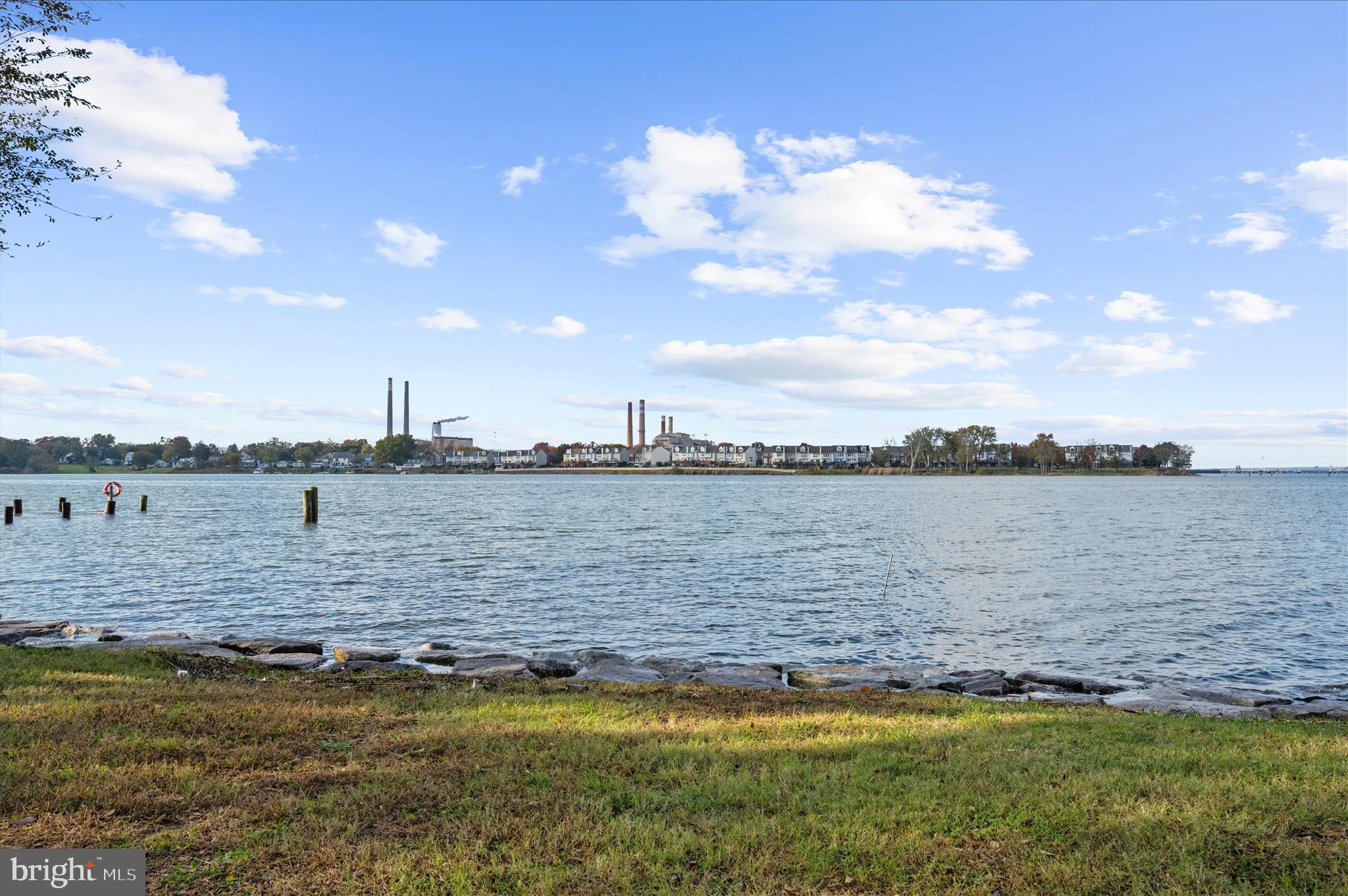 RIVIERA BEACH - Residential