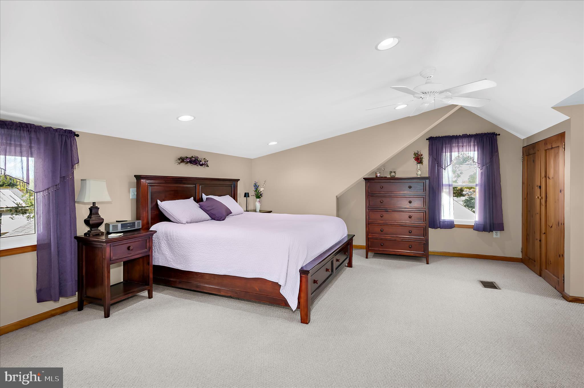 RIVIERA BEACH - Residential