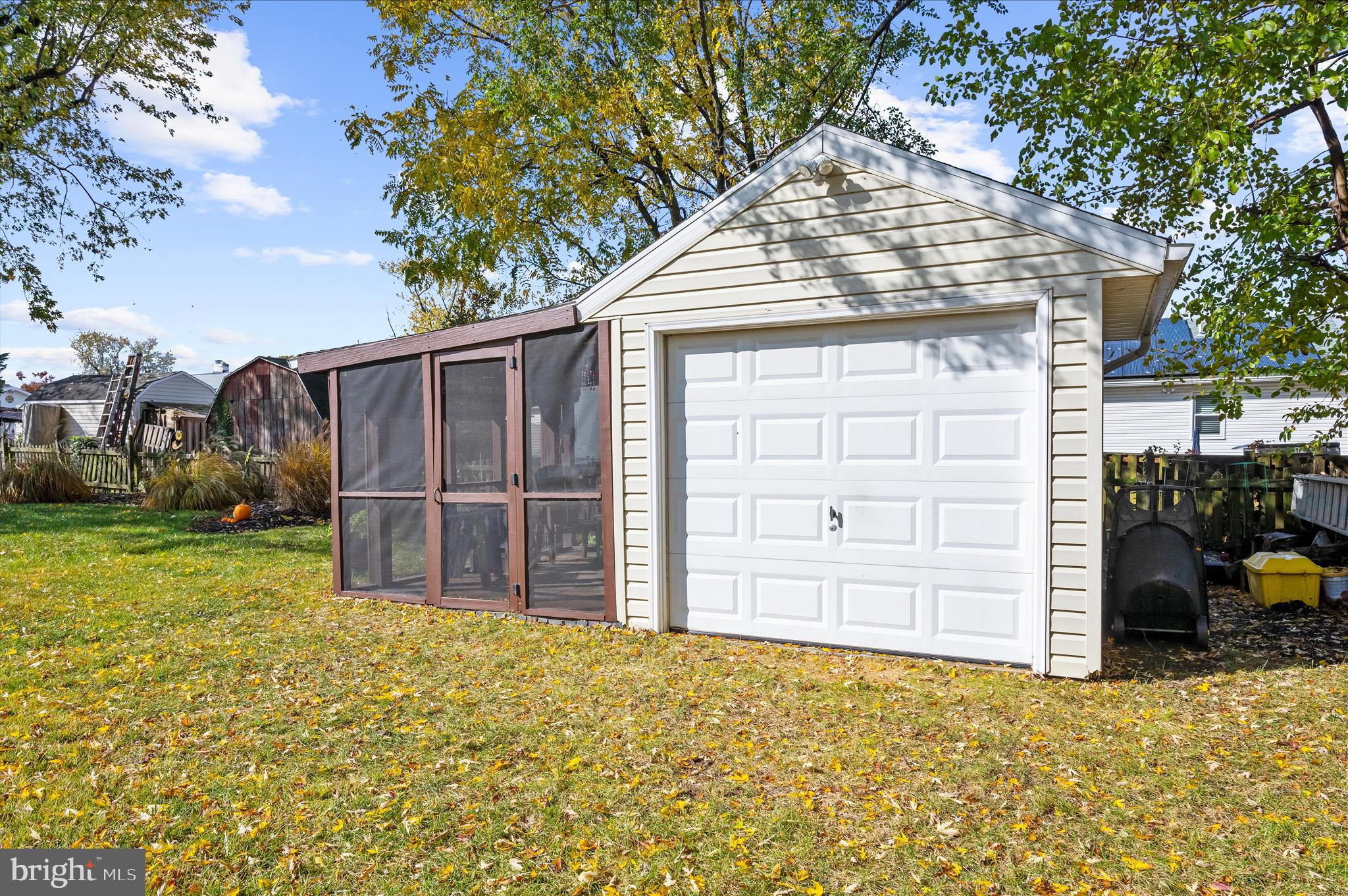 RIVIERA BEACH - Residential