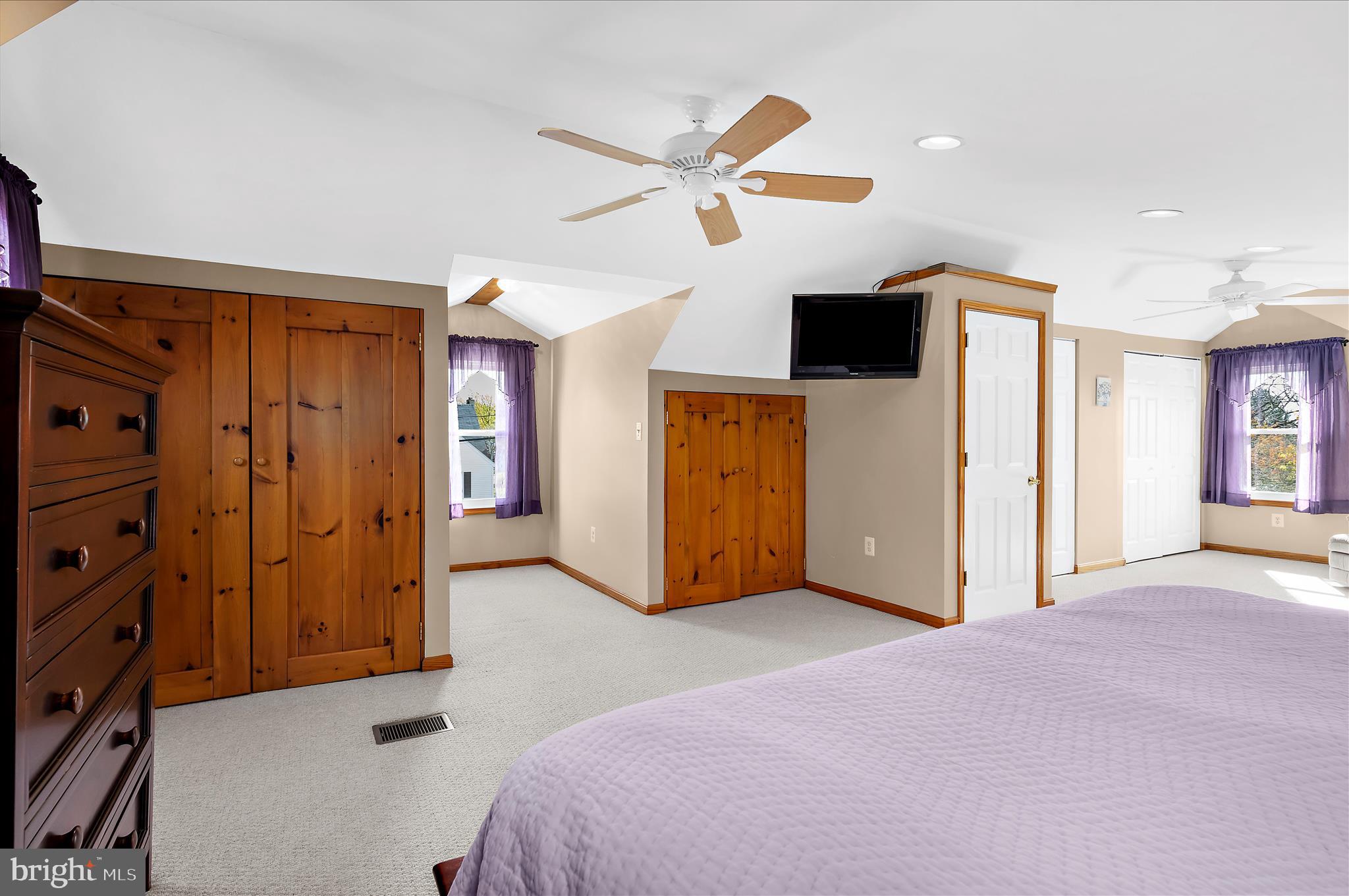 RIVIERA BEACH - Residential