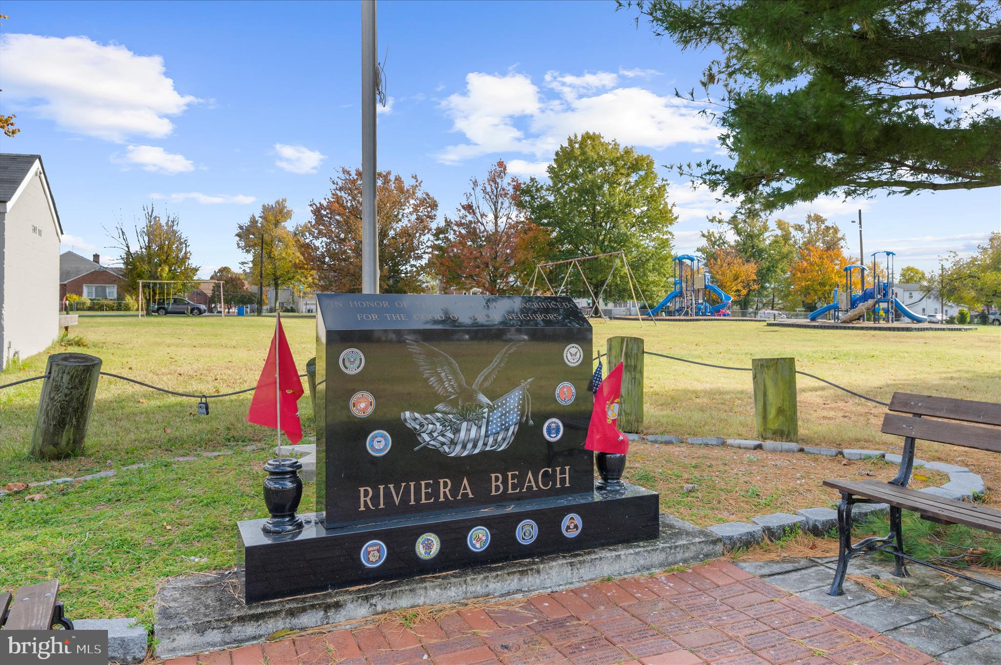 RIVIERA BEACH - Residential