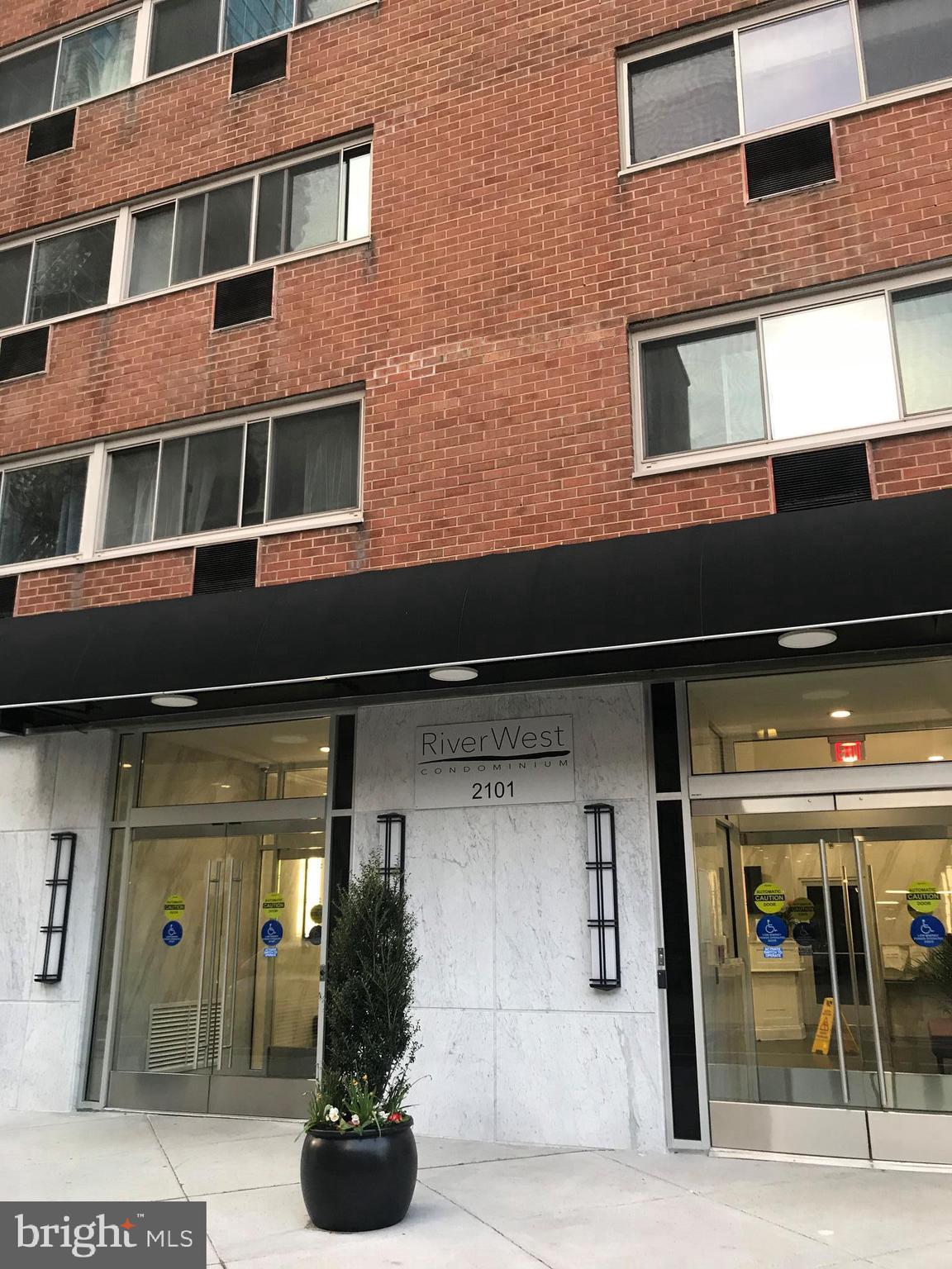 RITTENHOUSE SQUARE - Residential Lease