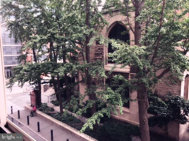 RITTENHOUSE SQUARE - Residential Lease