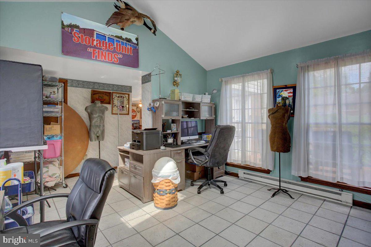 TOWN AND COUNTRY - Residential