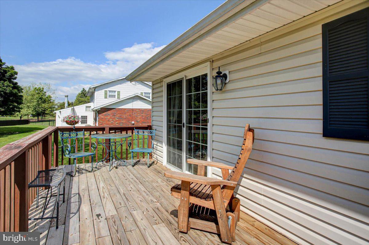 TOWN AND COUNTRY - Residential