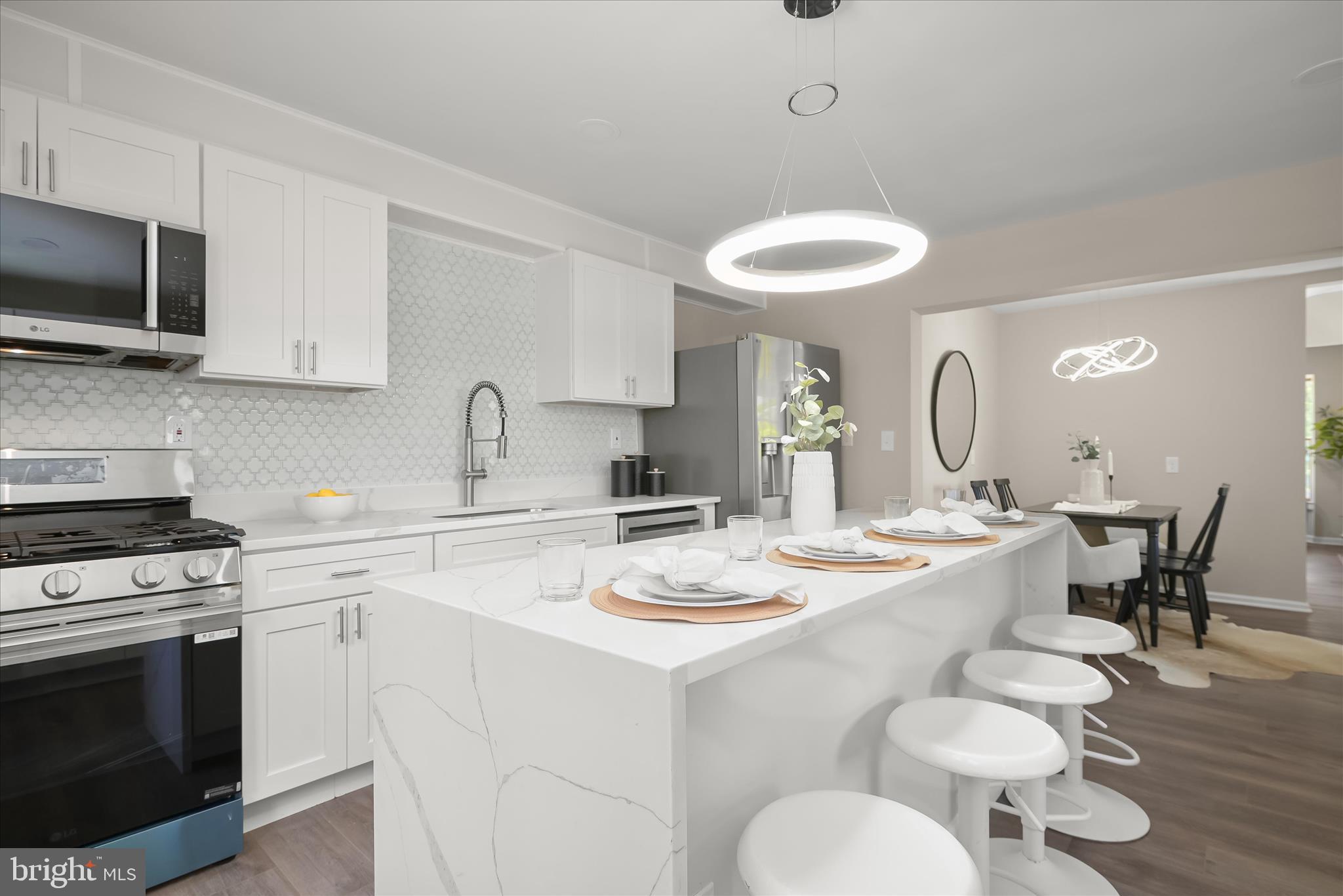 DAWN VILLAGE - Residential