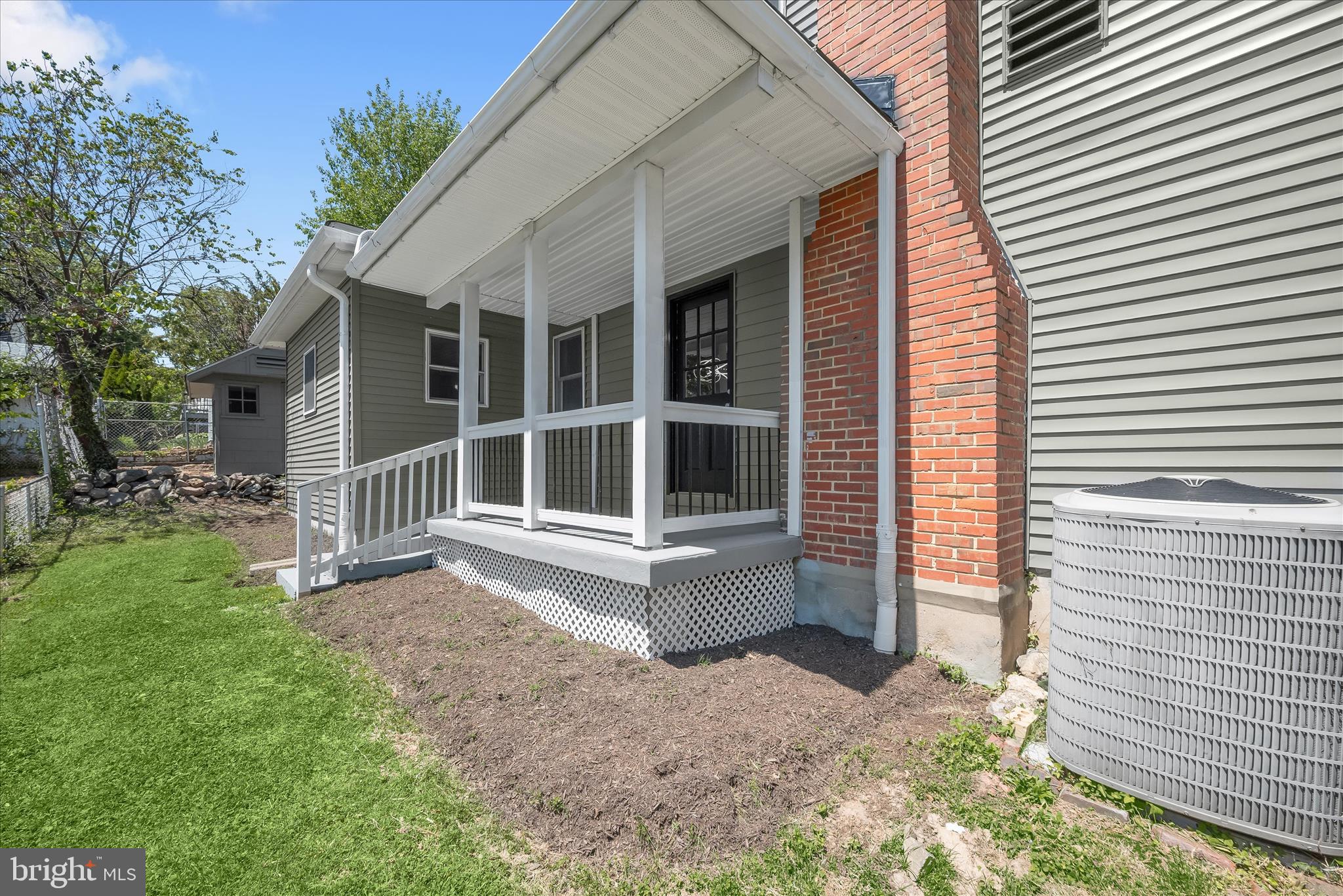 DAWN VILLAGE - Residential