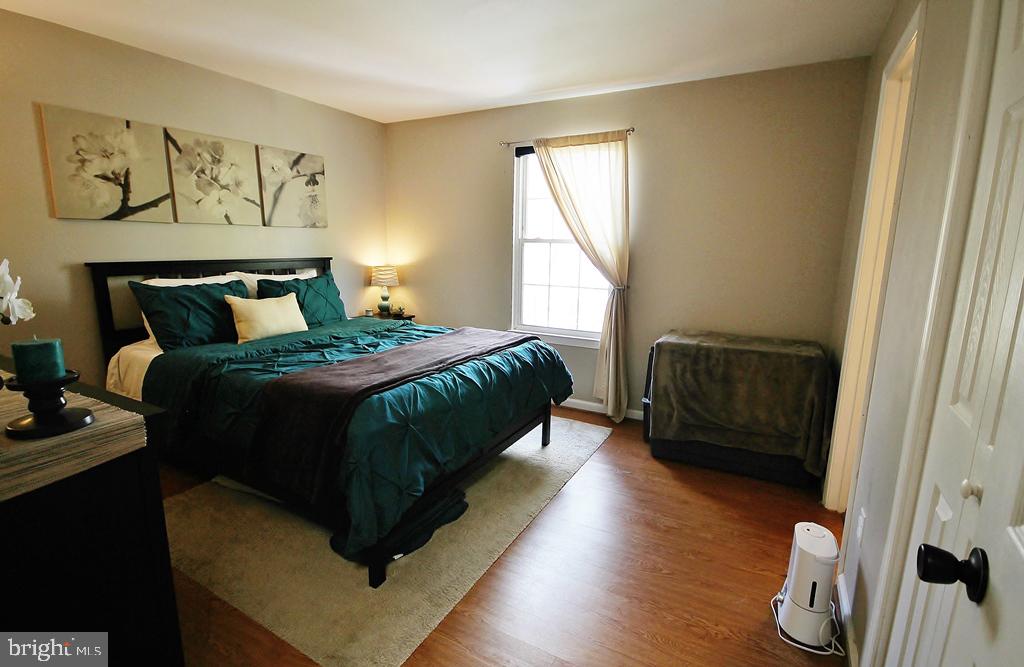 LAKE RIDGE - Residential