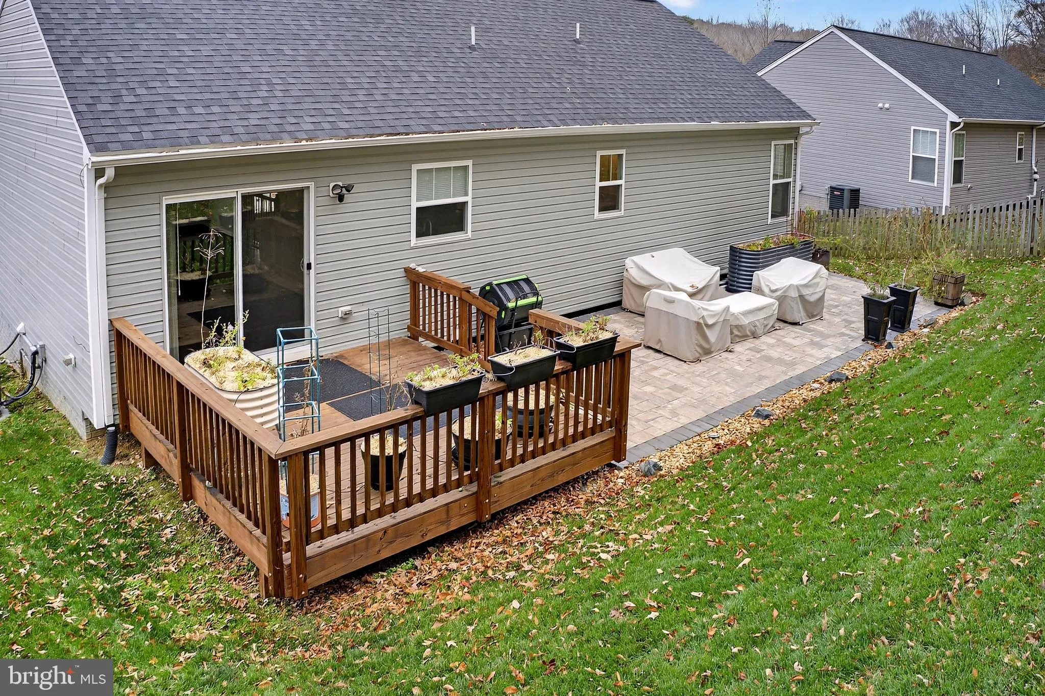 Fredericksburg, Virginia 22405, United States, 3 Bedrooms Bedrooms, ,3 BathroomsBathrooms,Residential,Active,241077