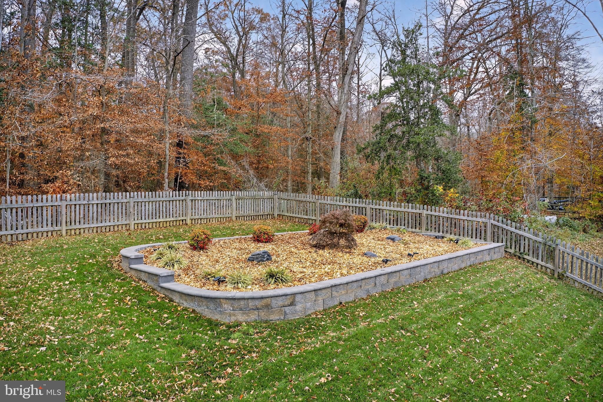 ARGYLE HILLS - Residential