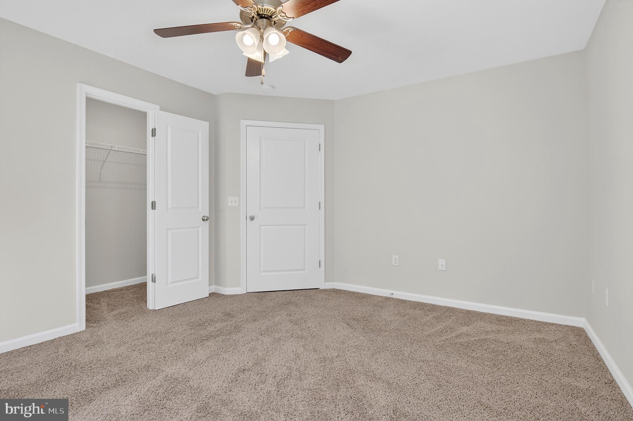 ARGYLE HILLS - Residential