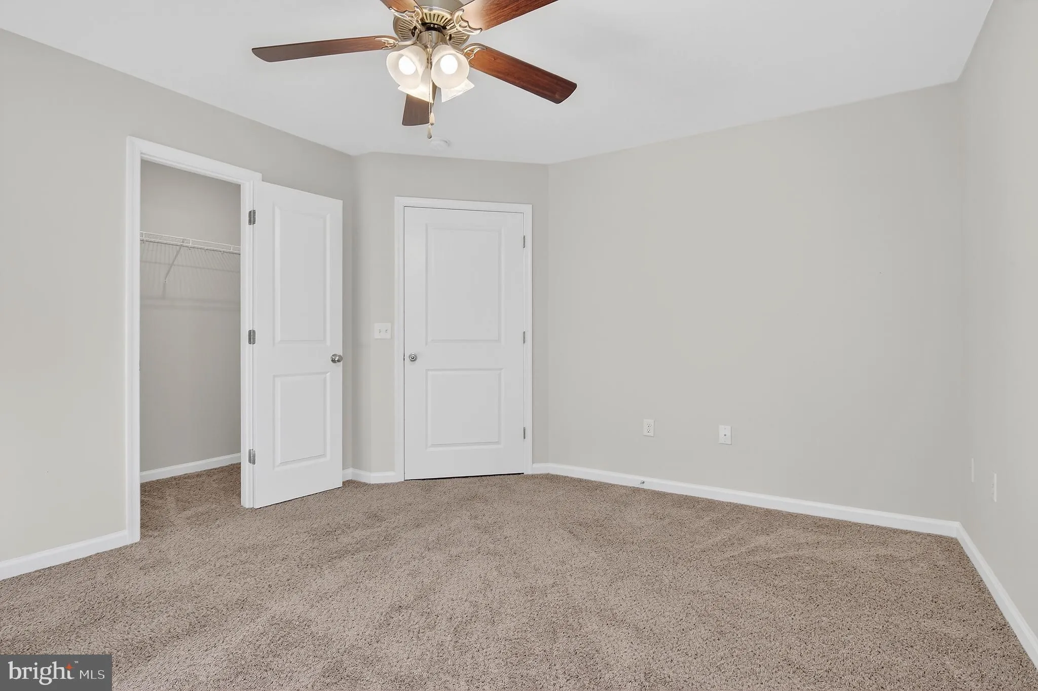 Fredericksburg, Virginia 22405, United States, 3 Bedrooms Bedrooms, ,3 BathroomsBathrooms,Residential,Active,241077