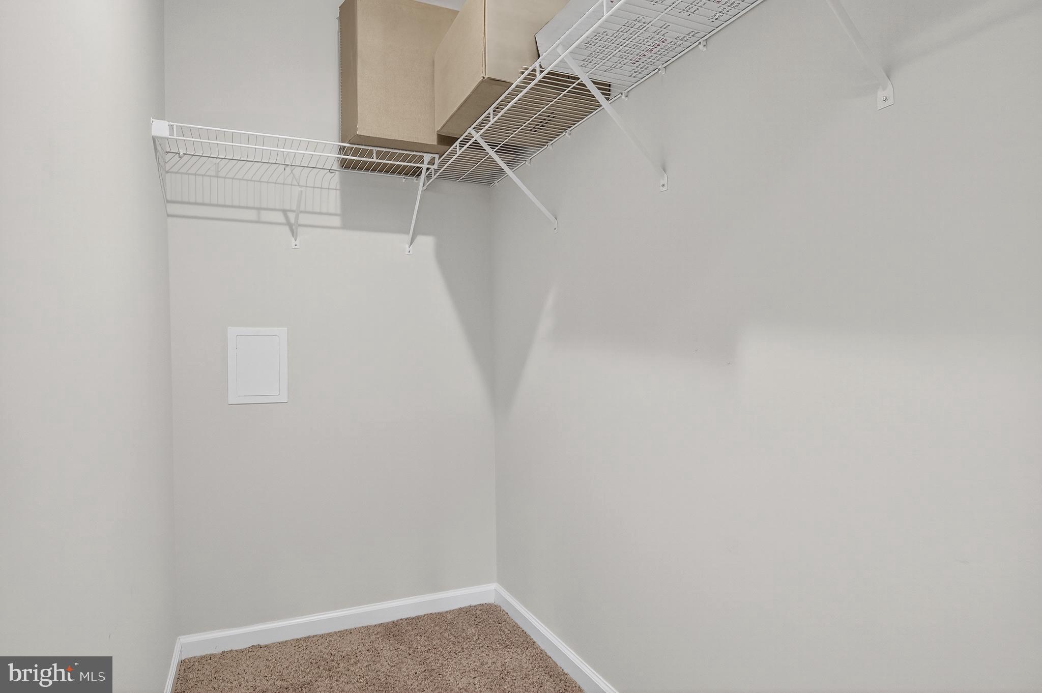 ARGYLE HILLS - Residential