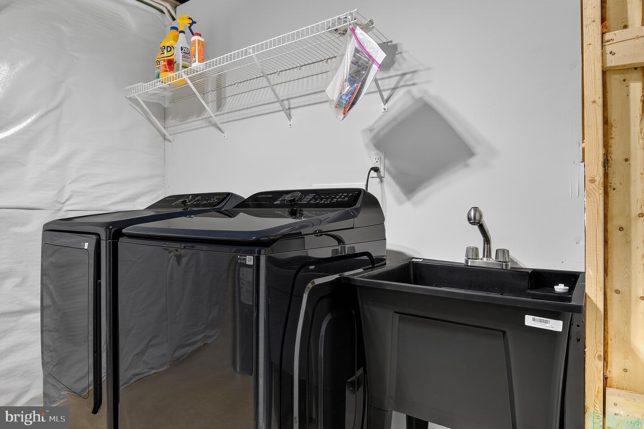 ARGYLE HILLS - Residential