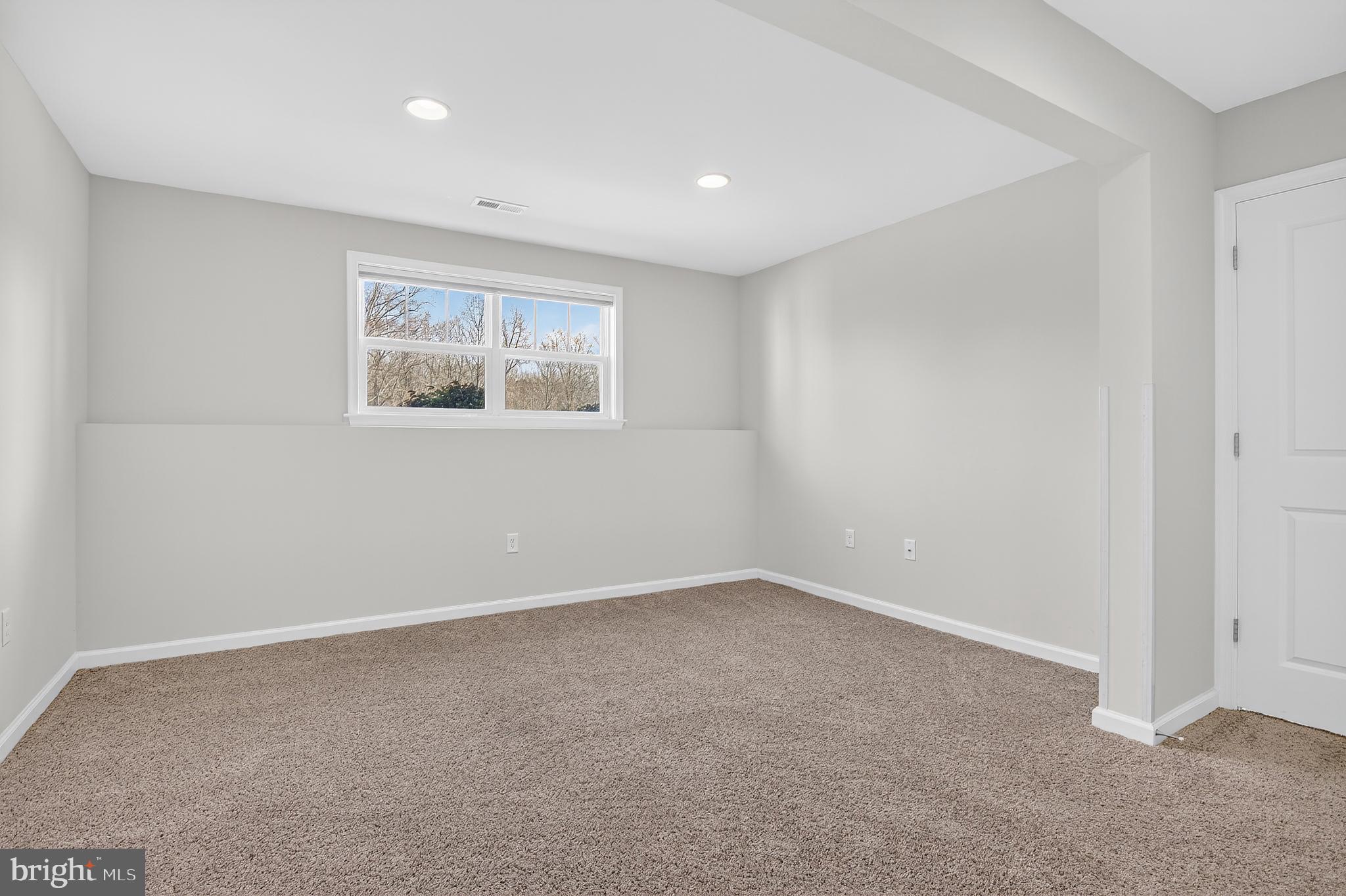 ARGYLE HILLS - Residential