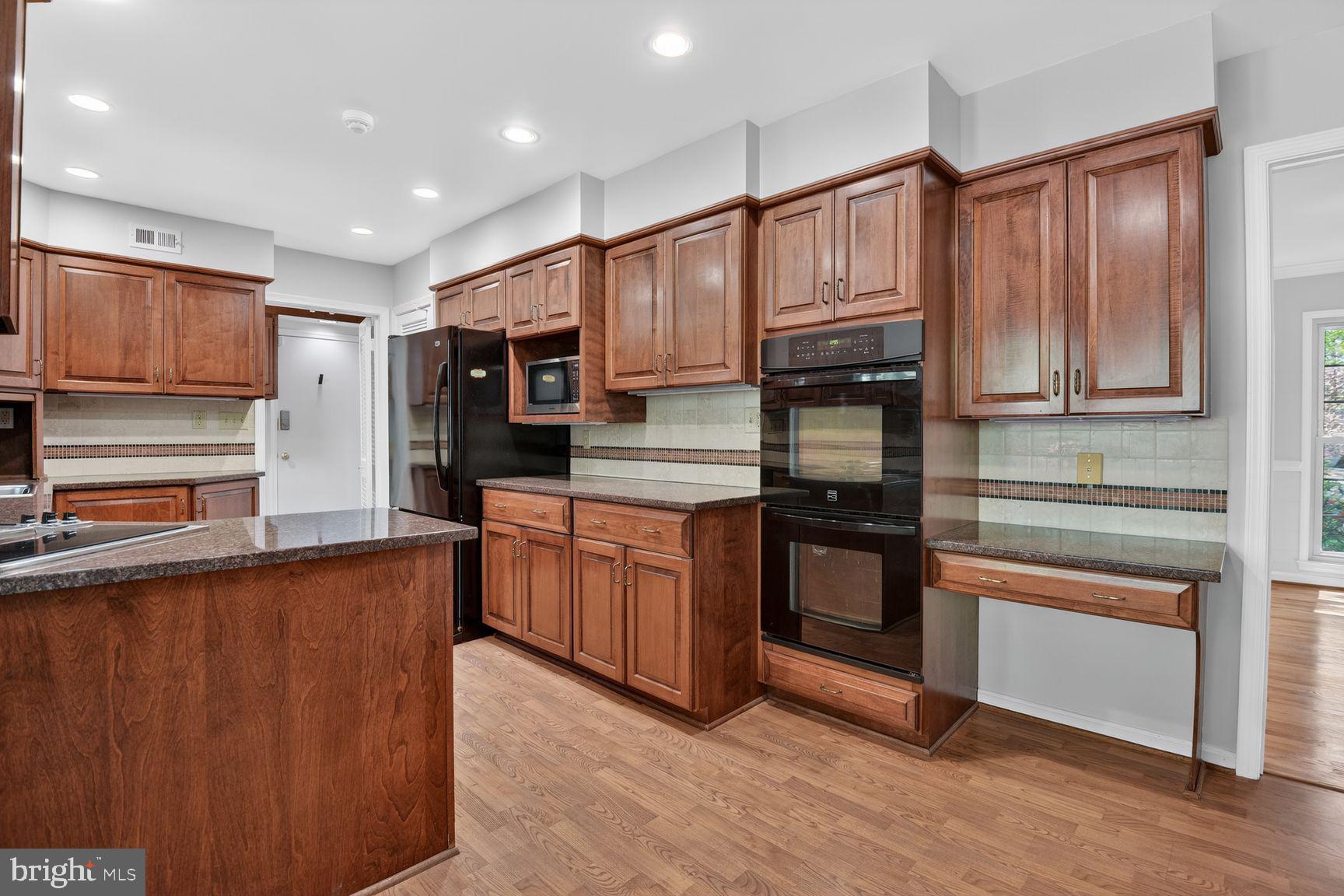 FLOWER VALLEY - Residential