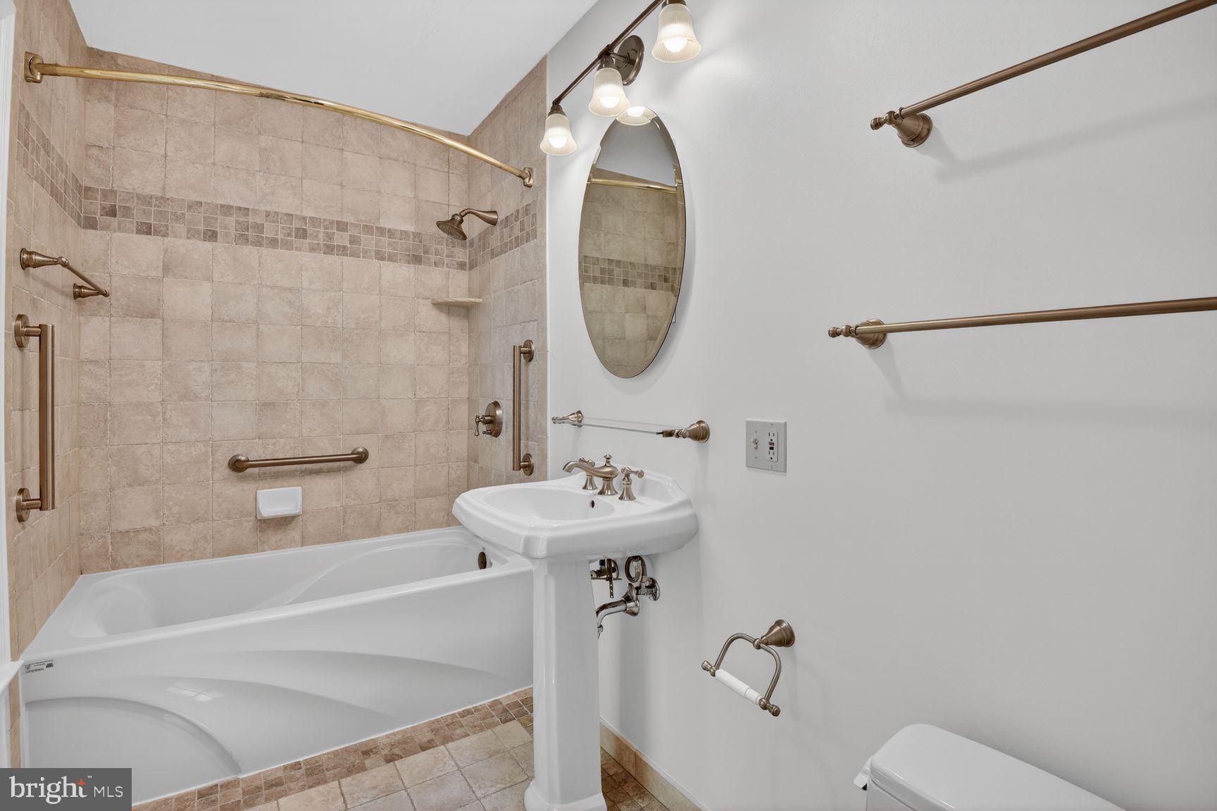 FLOWER VALLEY - Residential