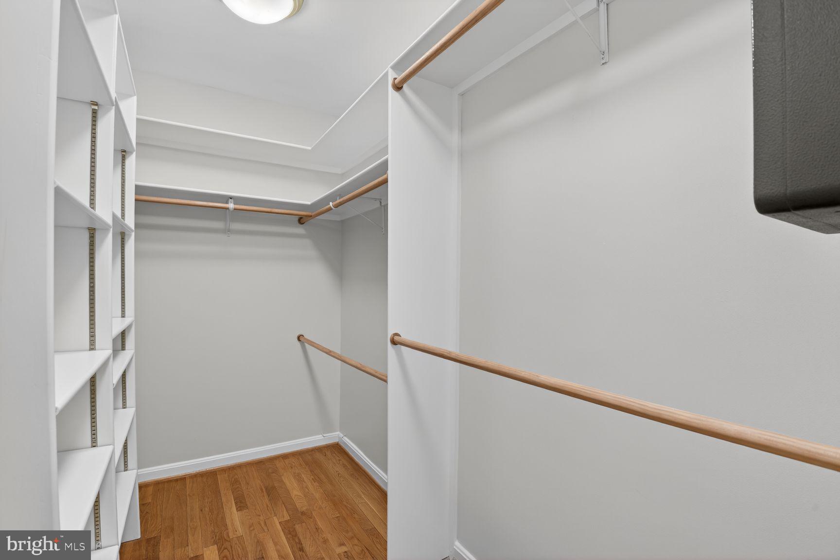 FLOWER VALLEY - Residential