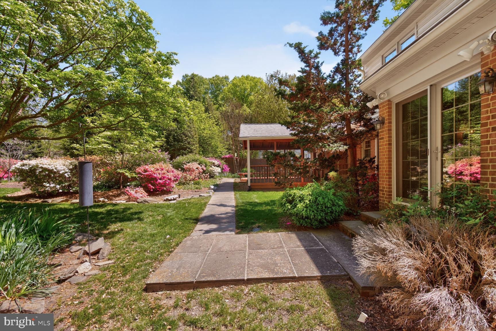 FLOWER VALLEY - Residential