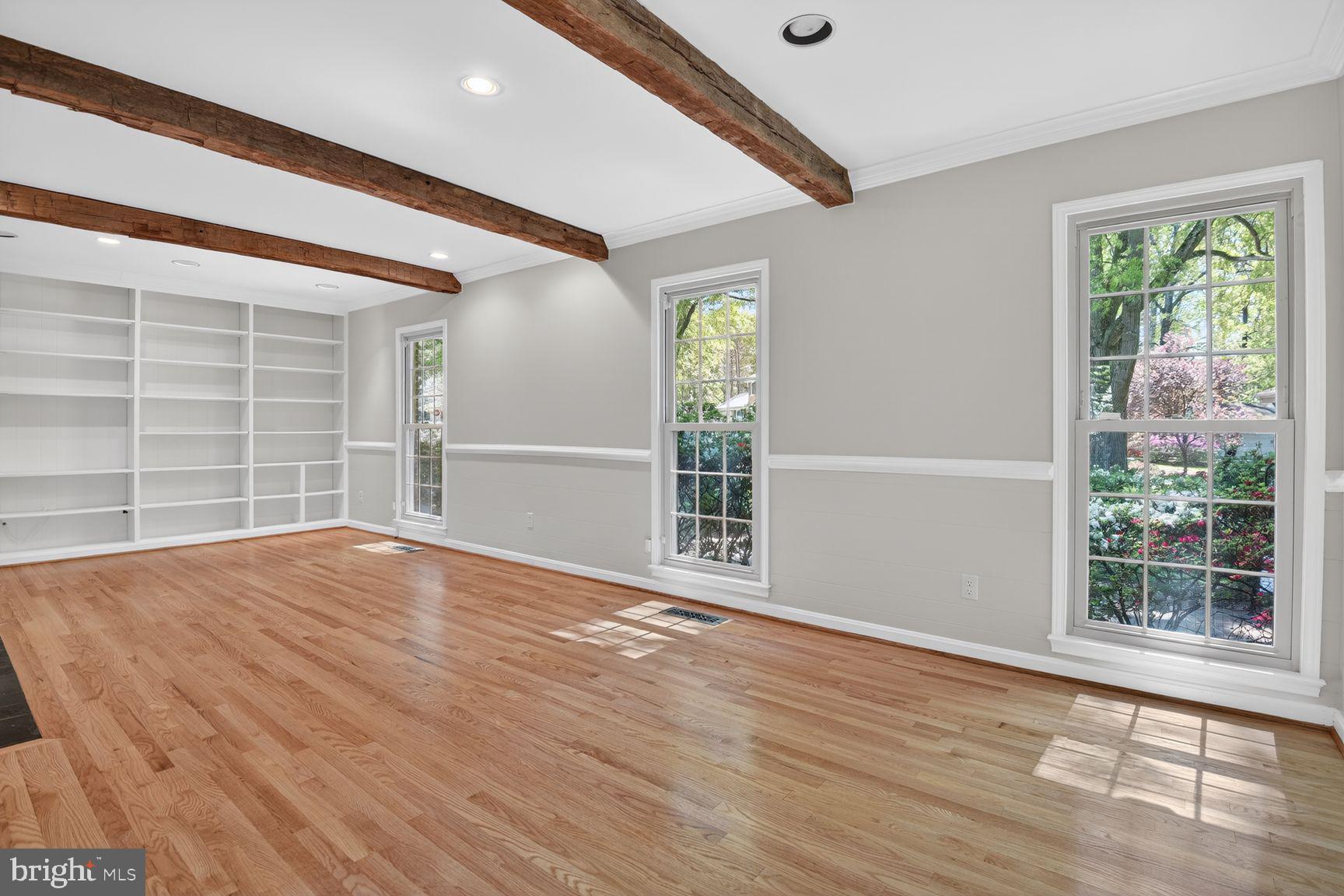 FLOWER VALLEY - Residential