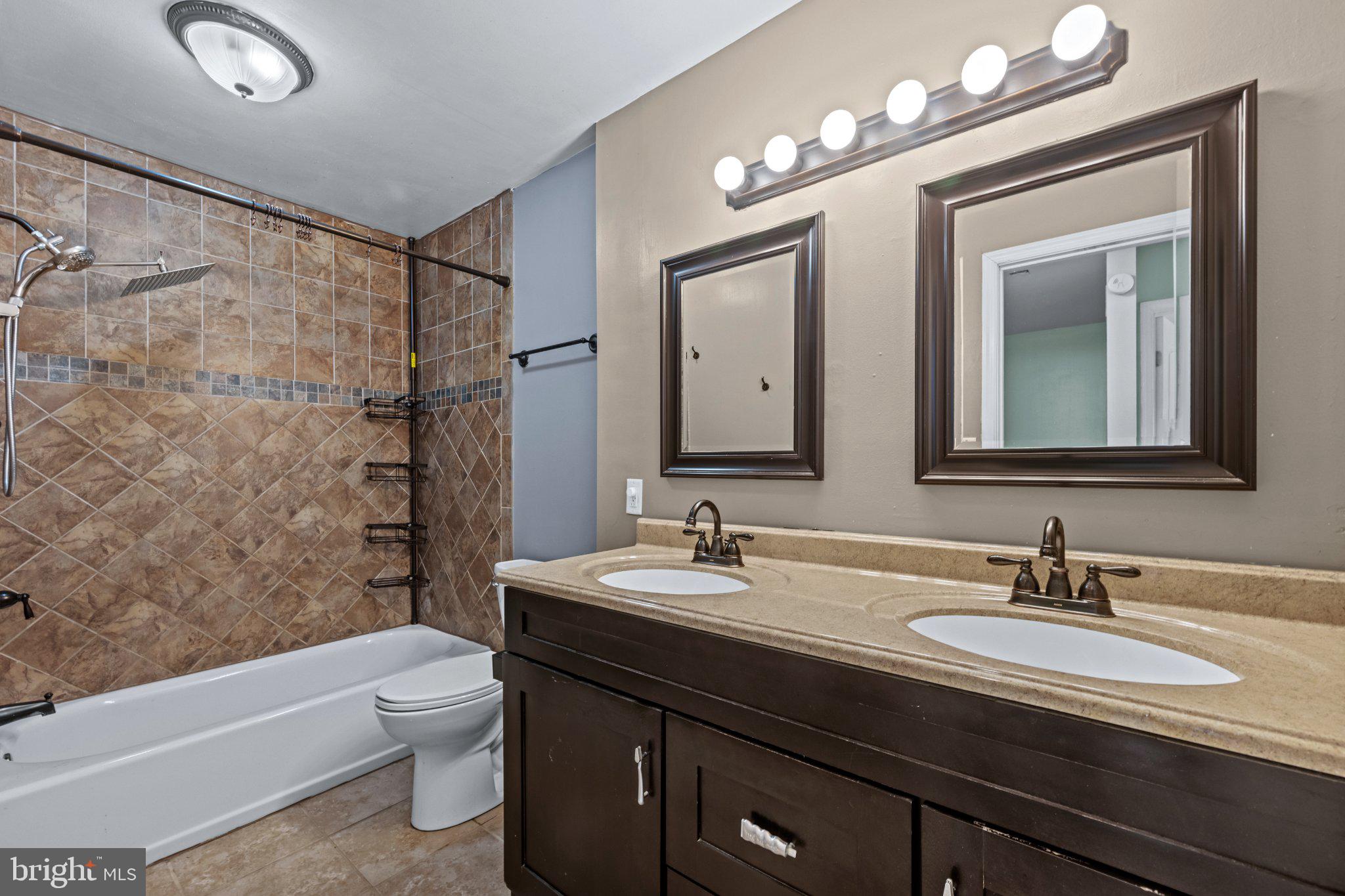 CARROLL MEADOWS - Residential