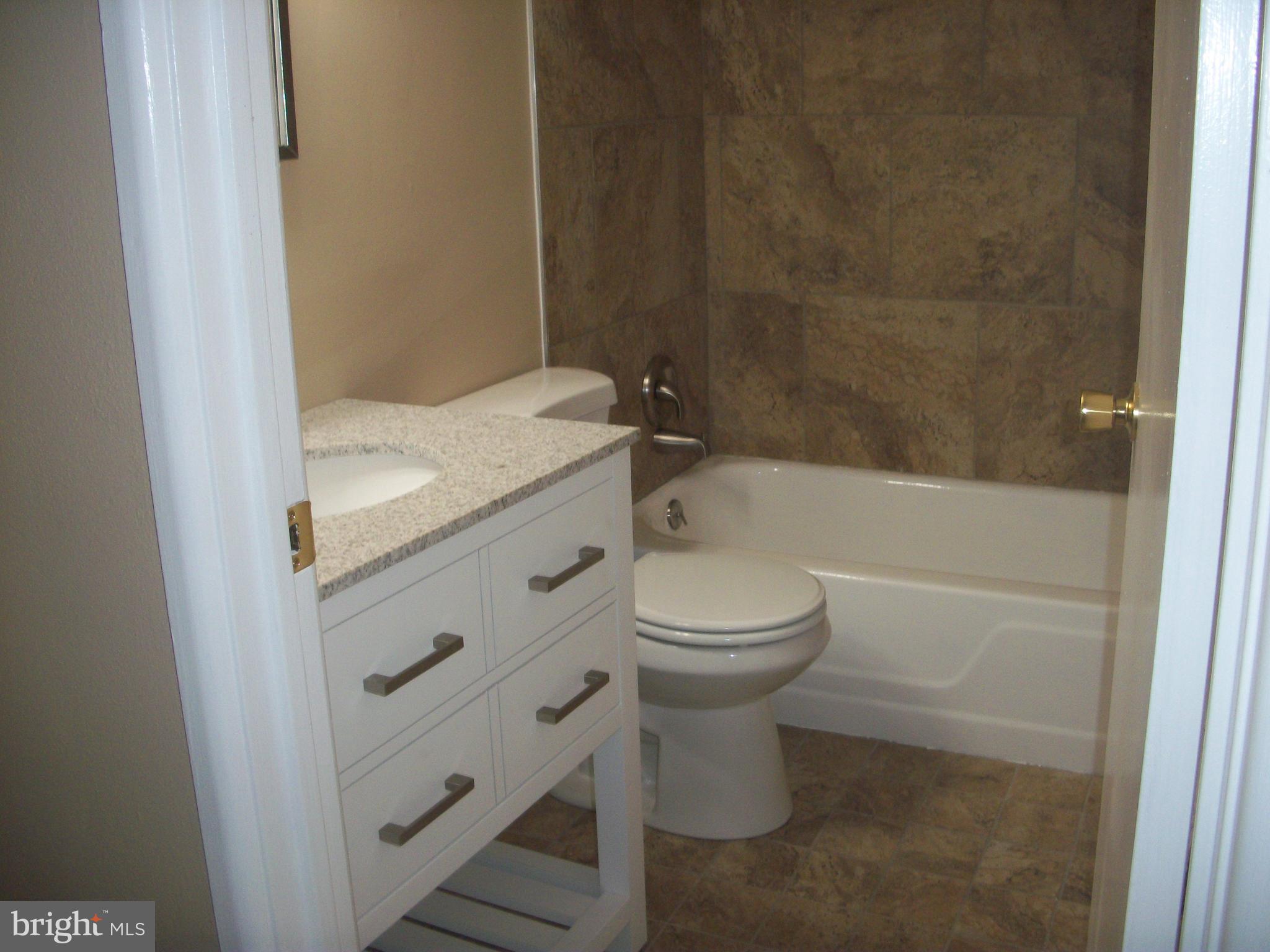 SPRING MOUNT SUMMI - Residential