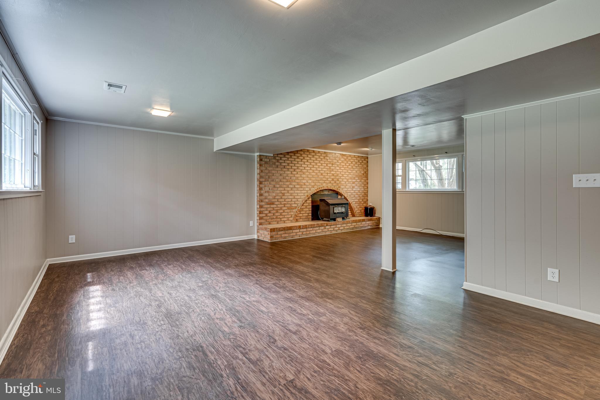 RED HILL - Residential