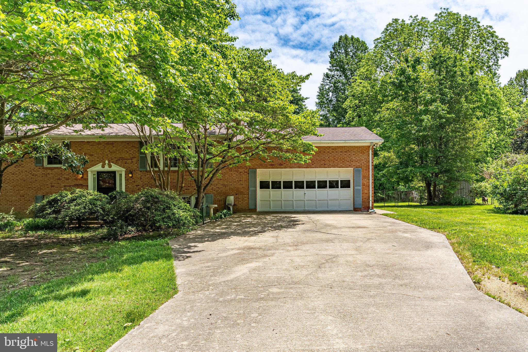 RED HILL - Residential