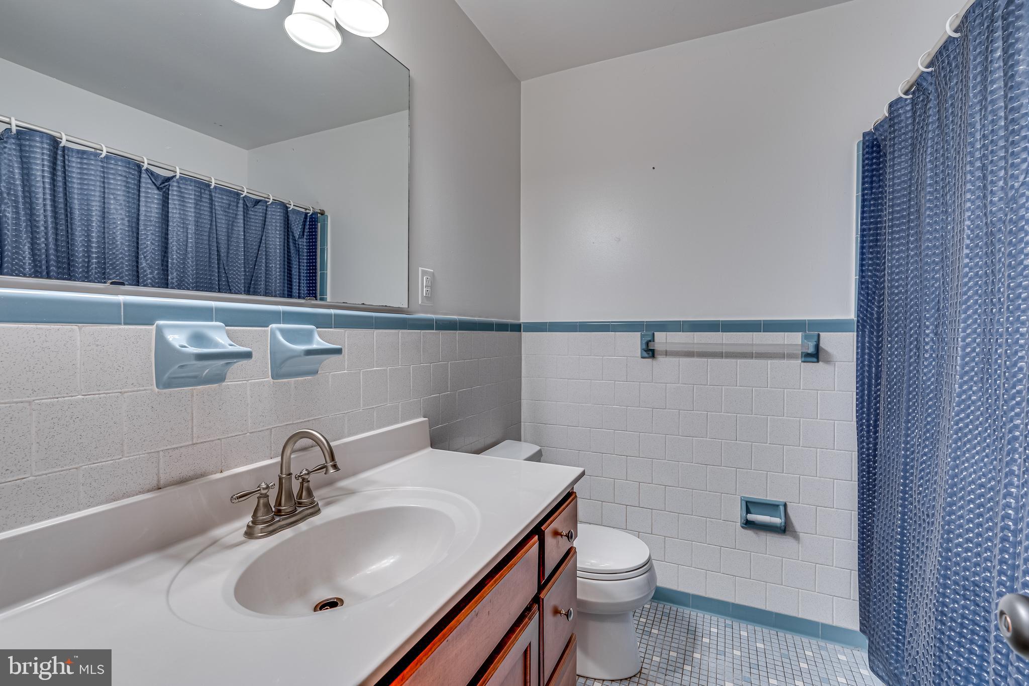 RED HILL - Residential