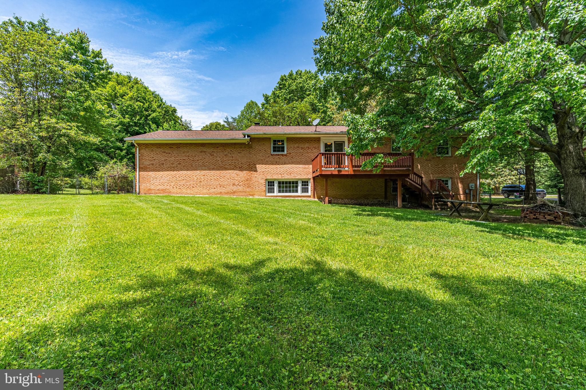 RED HILL - Residential