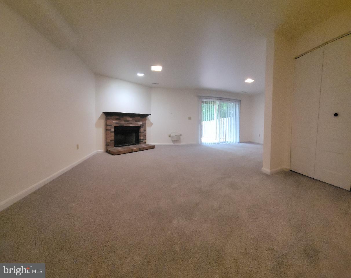 BALLANTRAYE - Residential Lease